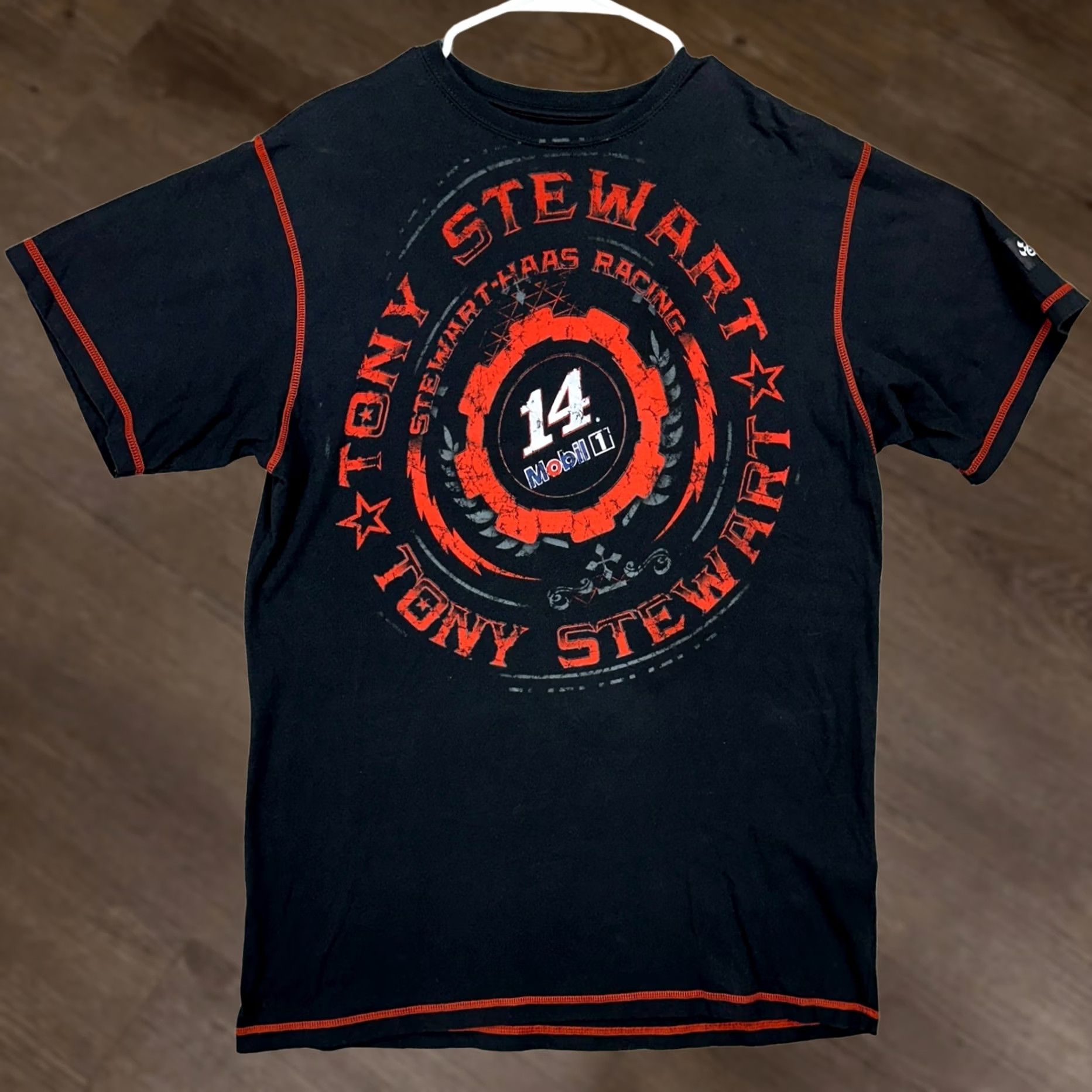 Chase Authentics Tony Stewart Nascar Mens T-Shirt Large Black Red Racing Tee Chase Authentics Size US L / EU 52-54 / 3 - 1 Thumbnail