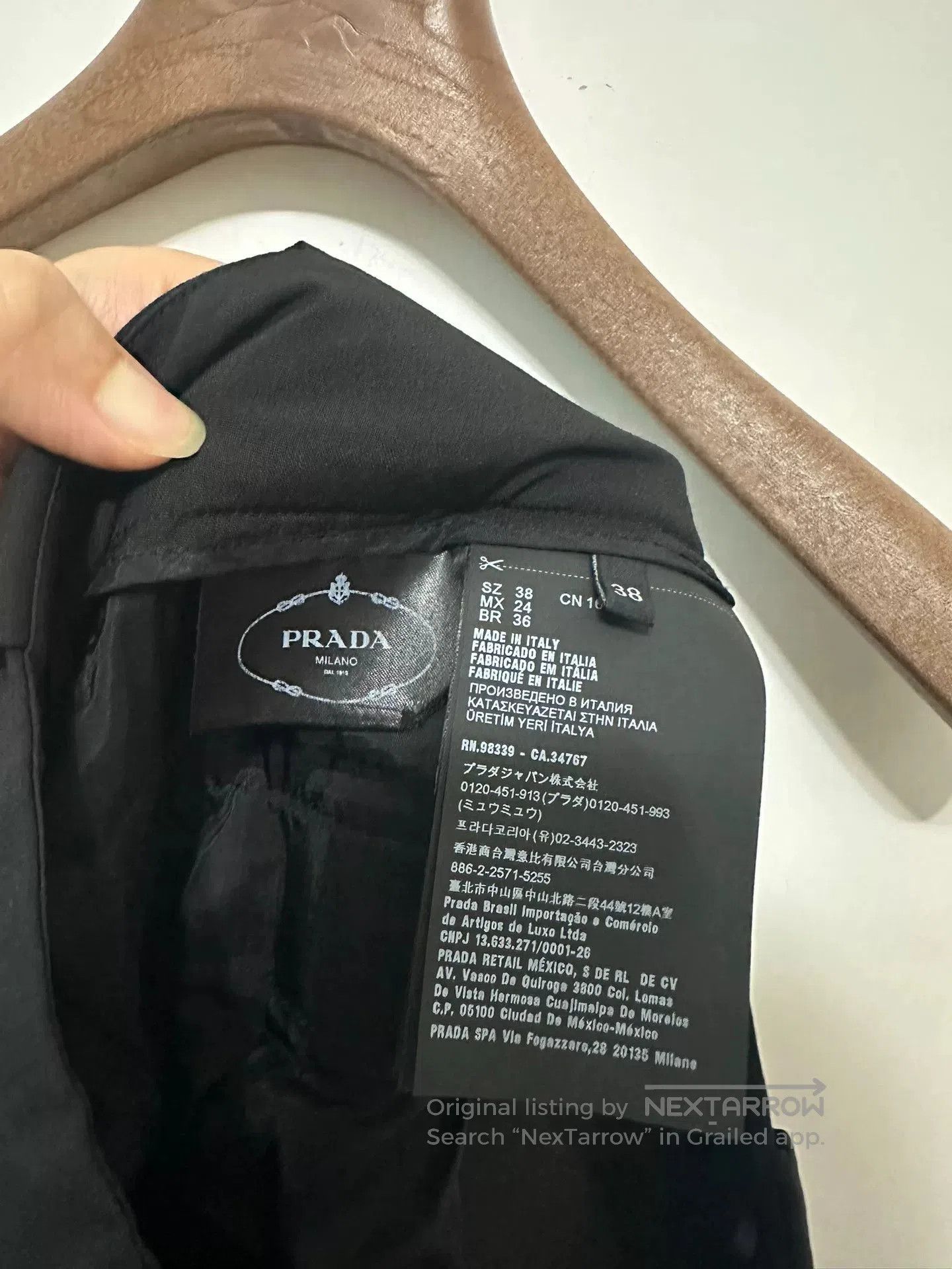 Prada Prada Triangle Logo Cargo Shorts. Size US 38 / EU 54 - 4 Thumbnail