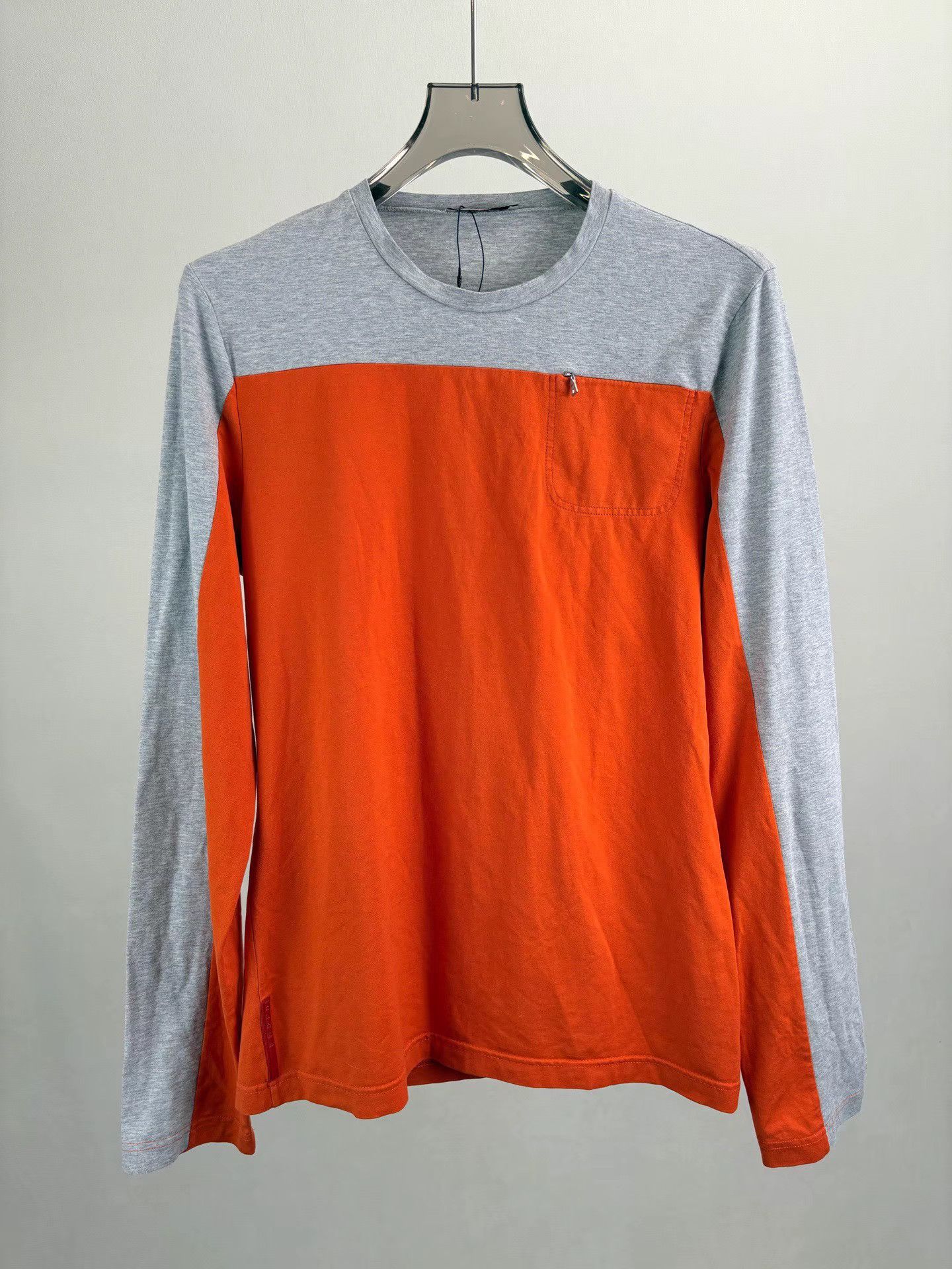Prada PRADA Color-block Long Sleeve T-shirt K1 Size US XL / EU 56 / 4 - 1 Thumbnail