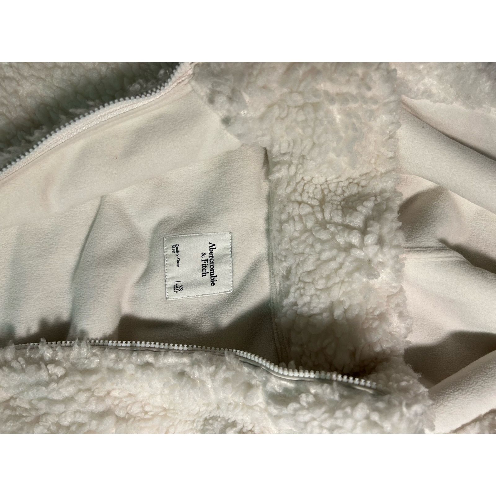Abercrombie & Fitch Abercrombie & Fitch Sherpa Fleece Jacket Size XS Hooded Size XS / US 0-2 / IT 36-38 - 6 Thumbnail