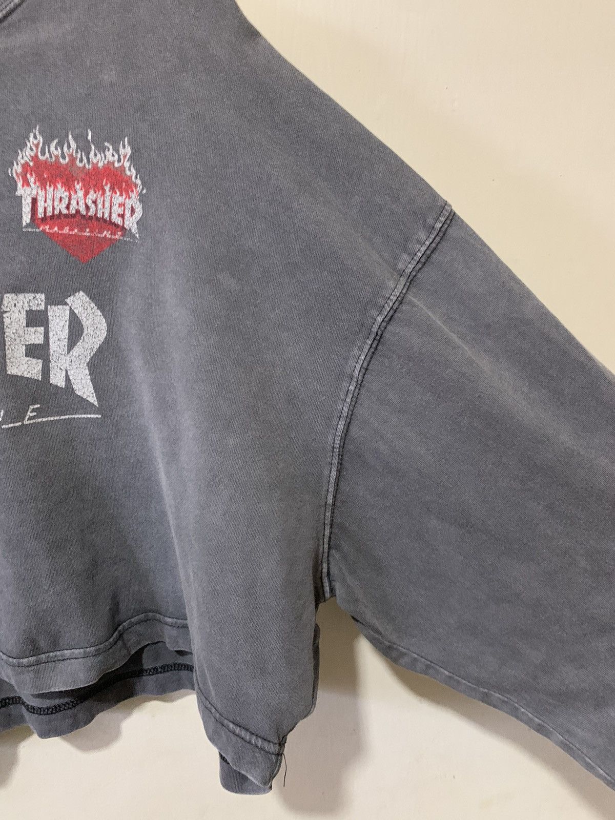 Thrasher Vintage Grey Crop top trasher t shirt big logo Size ONE SIZE - 7 Thumbnail