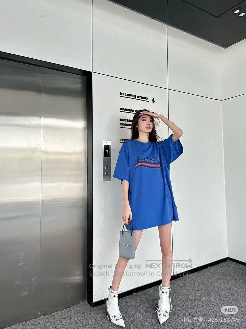 Balenciaga Balenciaga Navy Blue Coke T-Shirt Size US XS / EU 42 / 0 - 3 Thumbnail