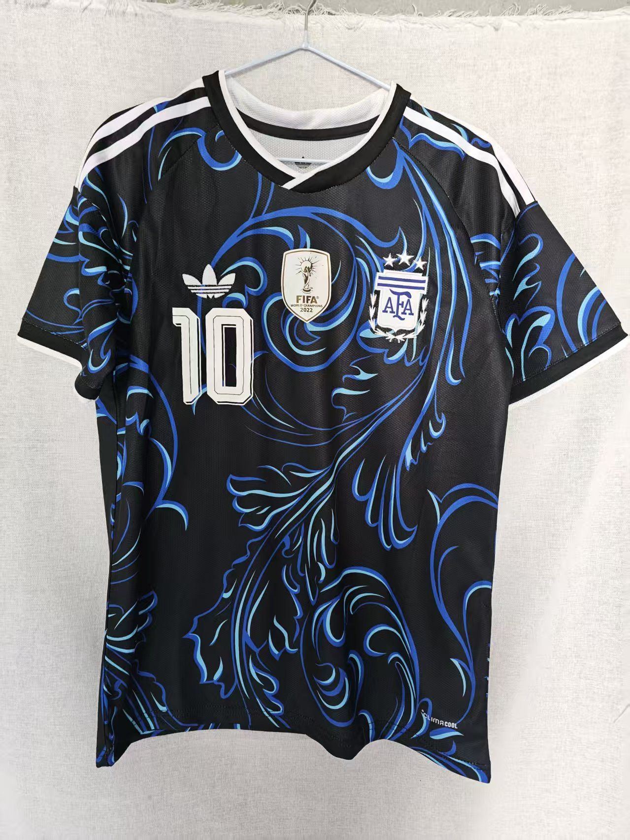 Other 2026 Argentina #10 Messi Soccer Jersey World Cup Away Size US M / EU 48-50 / 2 - 1 Thumbnail