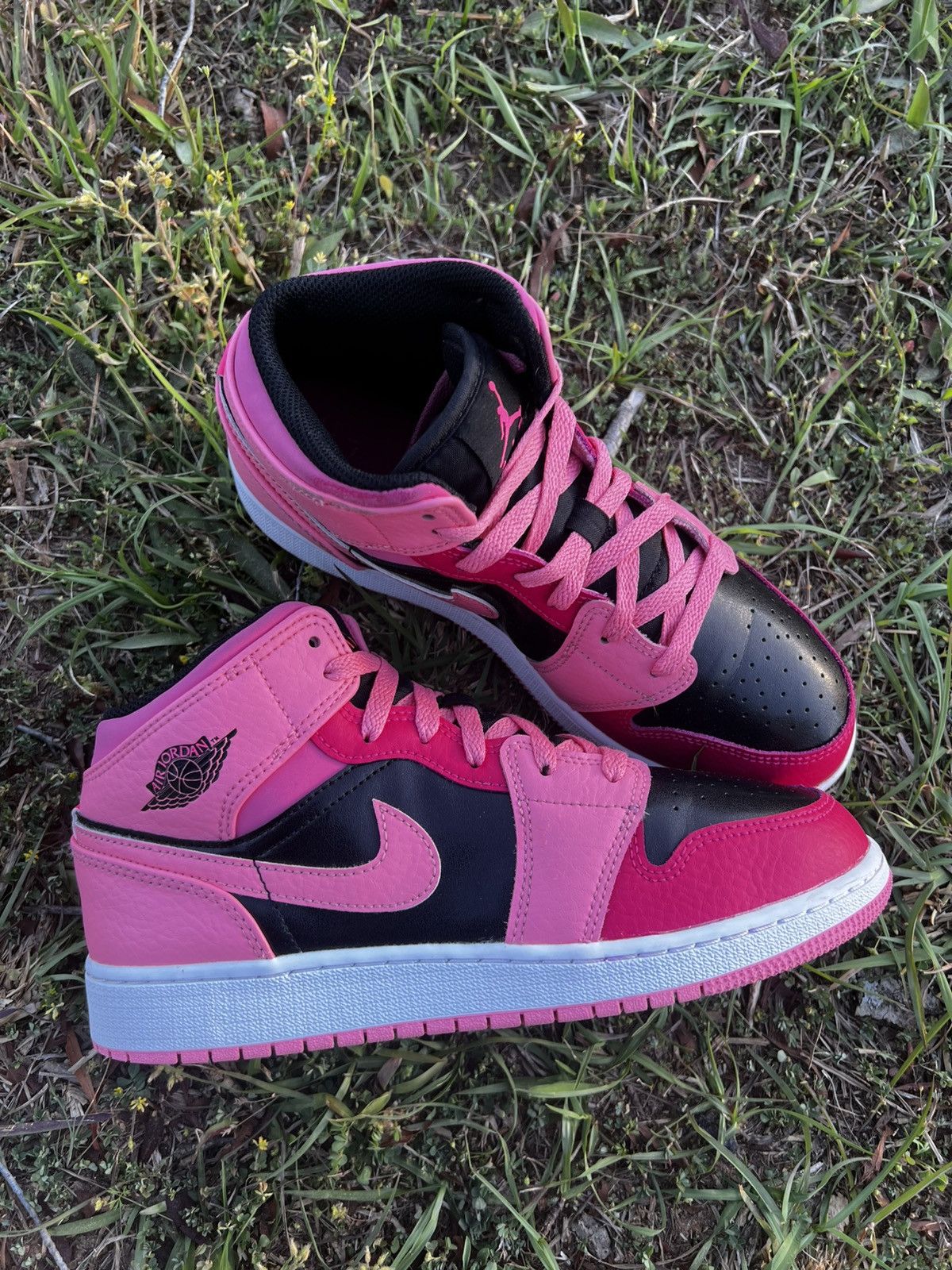 Jordan Brand CLEAN Air Jordan 1 size 6.5 Mens Coral Chalk Pink 2022 Retro Size US 6.5 / EU 39-40 - 10 Thumbnail