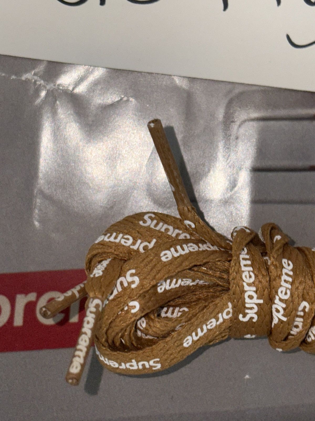 Supreme Supreme Nike Laces Wheat Size ONE SIZE - 3 Thumbnail