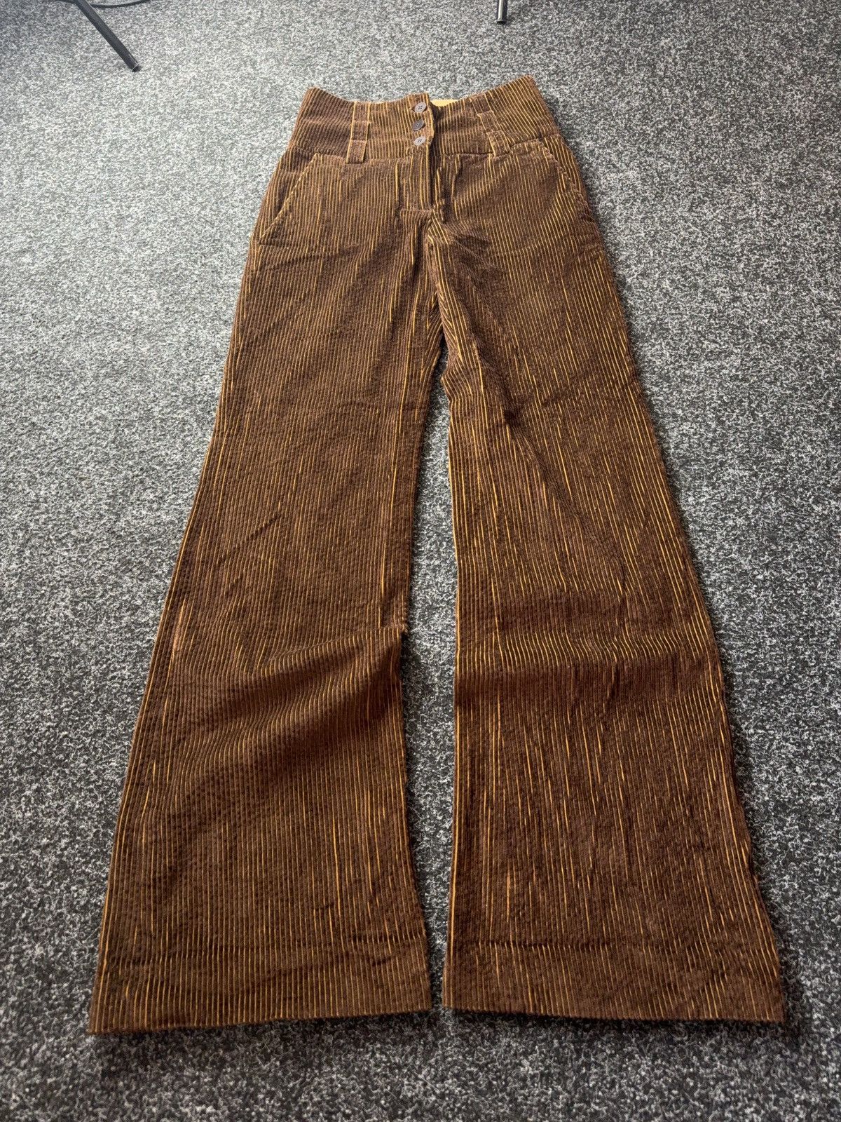 Adolfo Dominguez Adolfo Dominguez 00s Corduroy Wide Leg Pants High Rise Flare Size 25" / US 0 / IT 36 - 1 Thumbnail