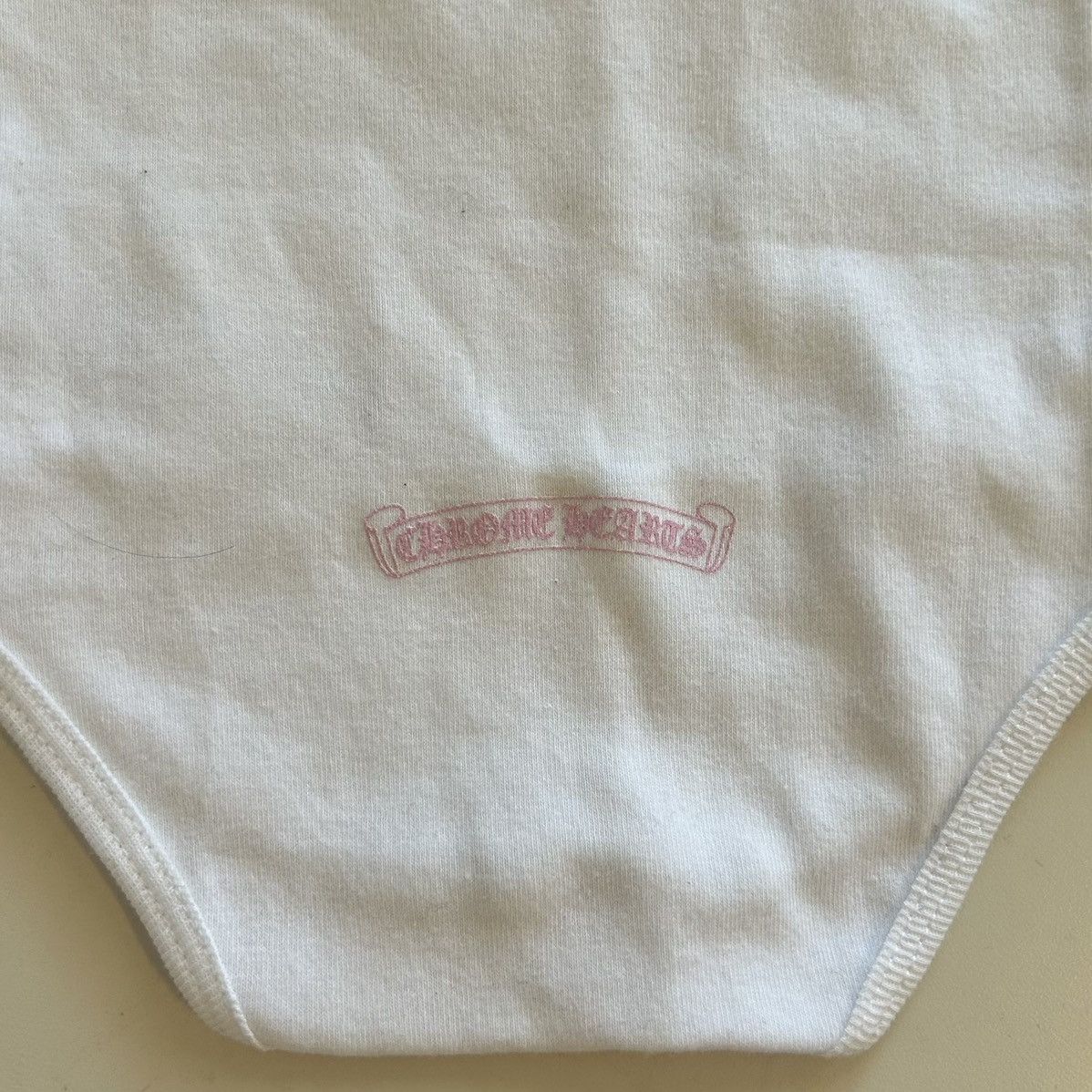 Chrome Hearts Chrome Hearts 12 Months Onesie Size US XXS / EU 40 - 4 Thumbnail
