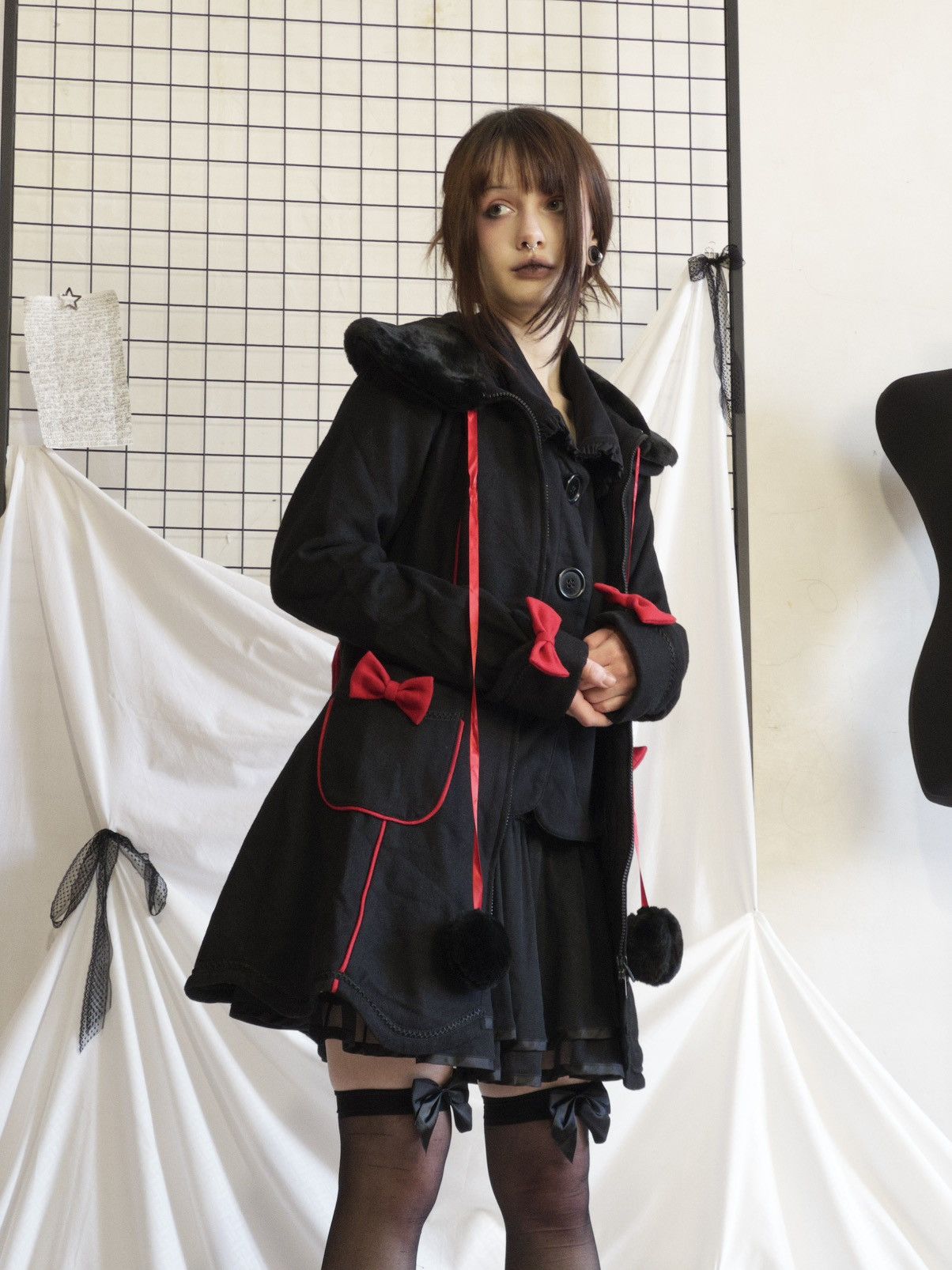Vintage Banned retro gothic coat with bows Size S / US 4 / IT 40 - 5 Thumbnail