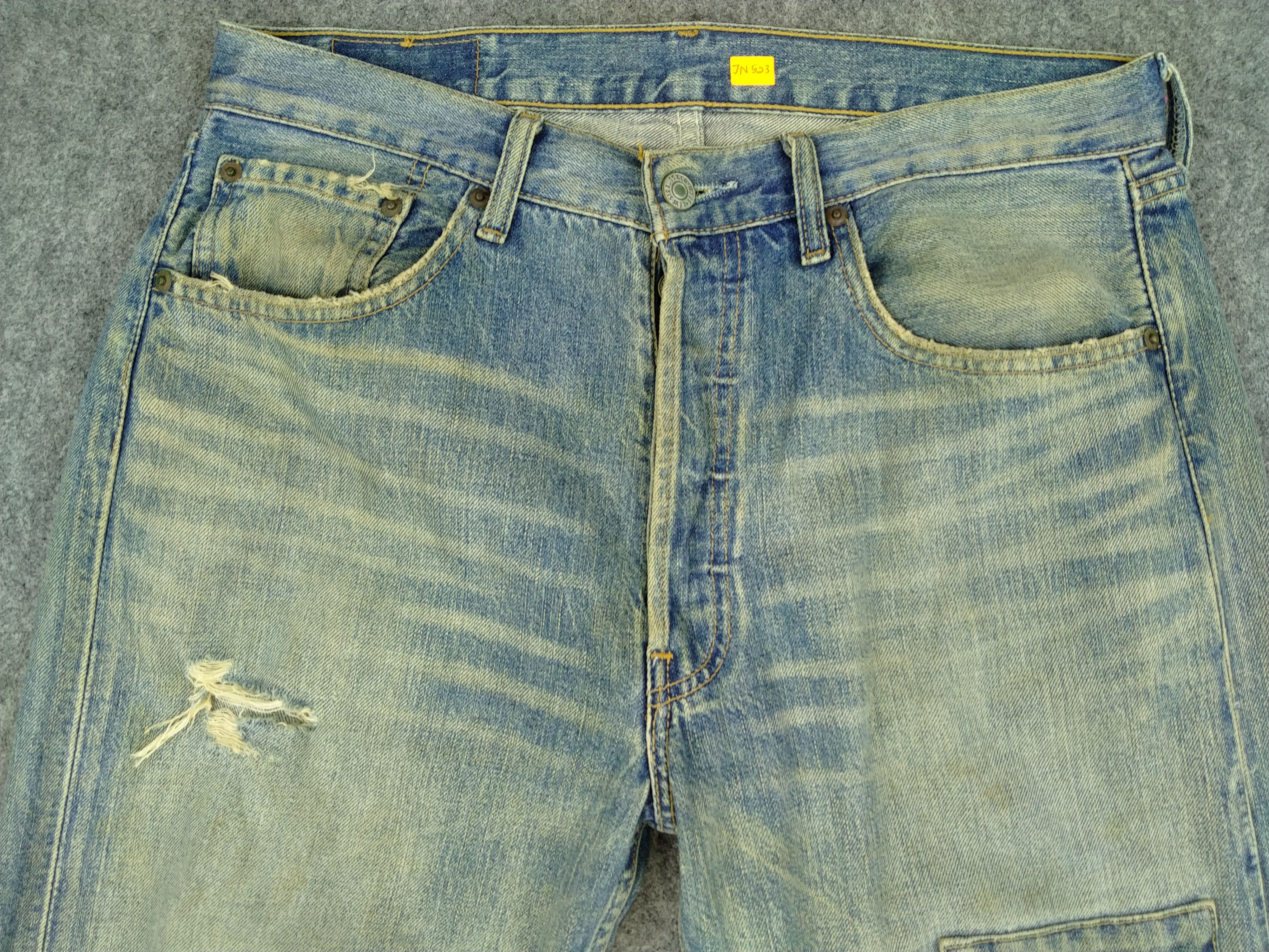 Levi's Rusty Ripped Vintage Levi's 501 Denim 32 x 27.5 JN523 Size US 32 / EU 48 - 3 Thumbnail
