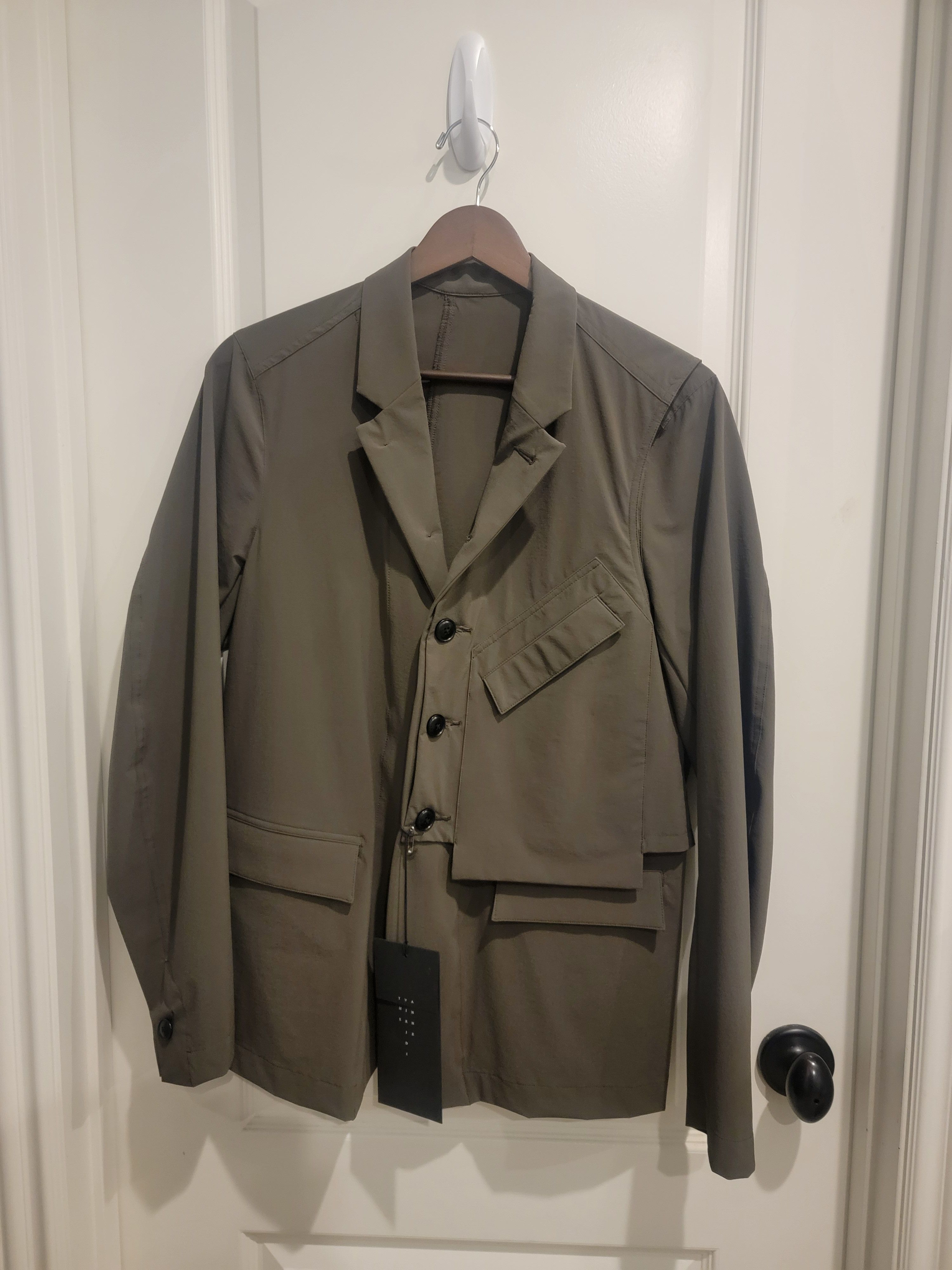 The Viridi-anne SS2023 Asymmetrical Blazer Size US S / EU 44-46 / 1 - 1 Thumbnail
