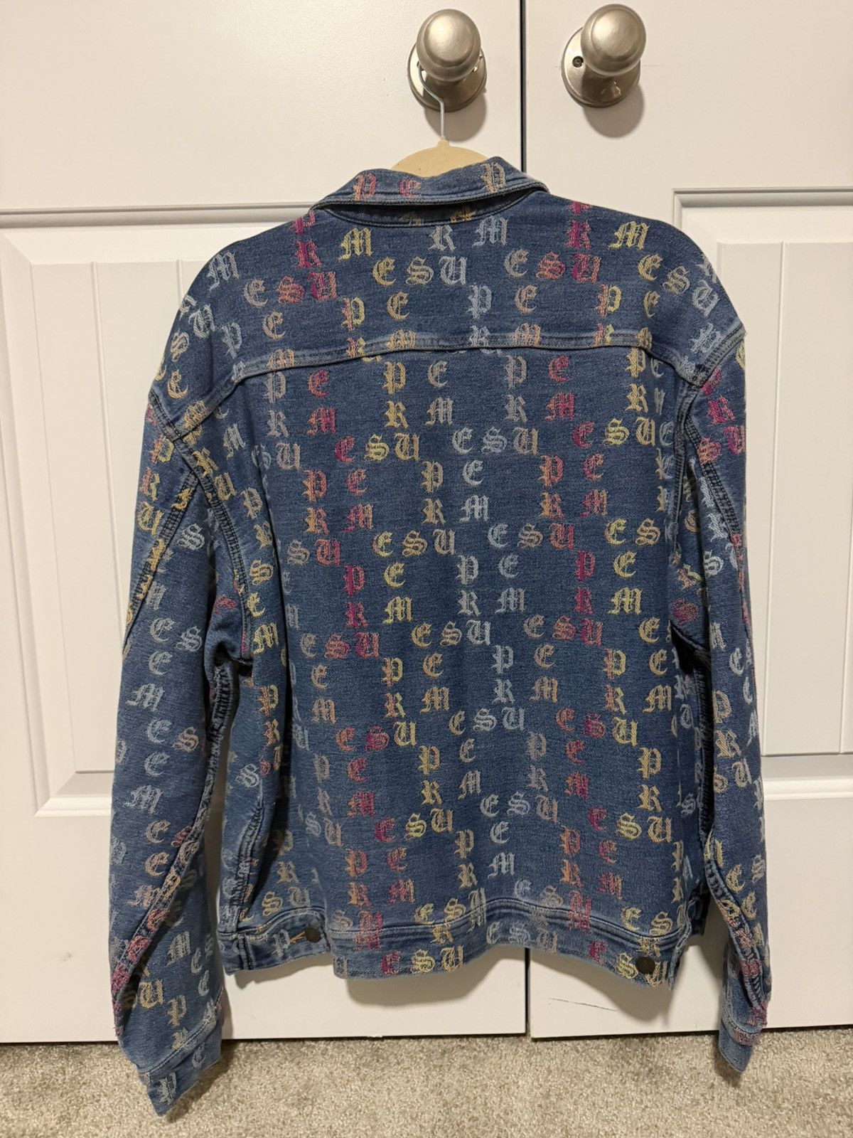 Supreme 🚨 Supreme Gradient Jacquard Denim Work Jacket – Blue (SS22)🚨 Size US L / EU 52-54 / 3 - 6 Thumbnail