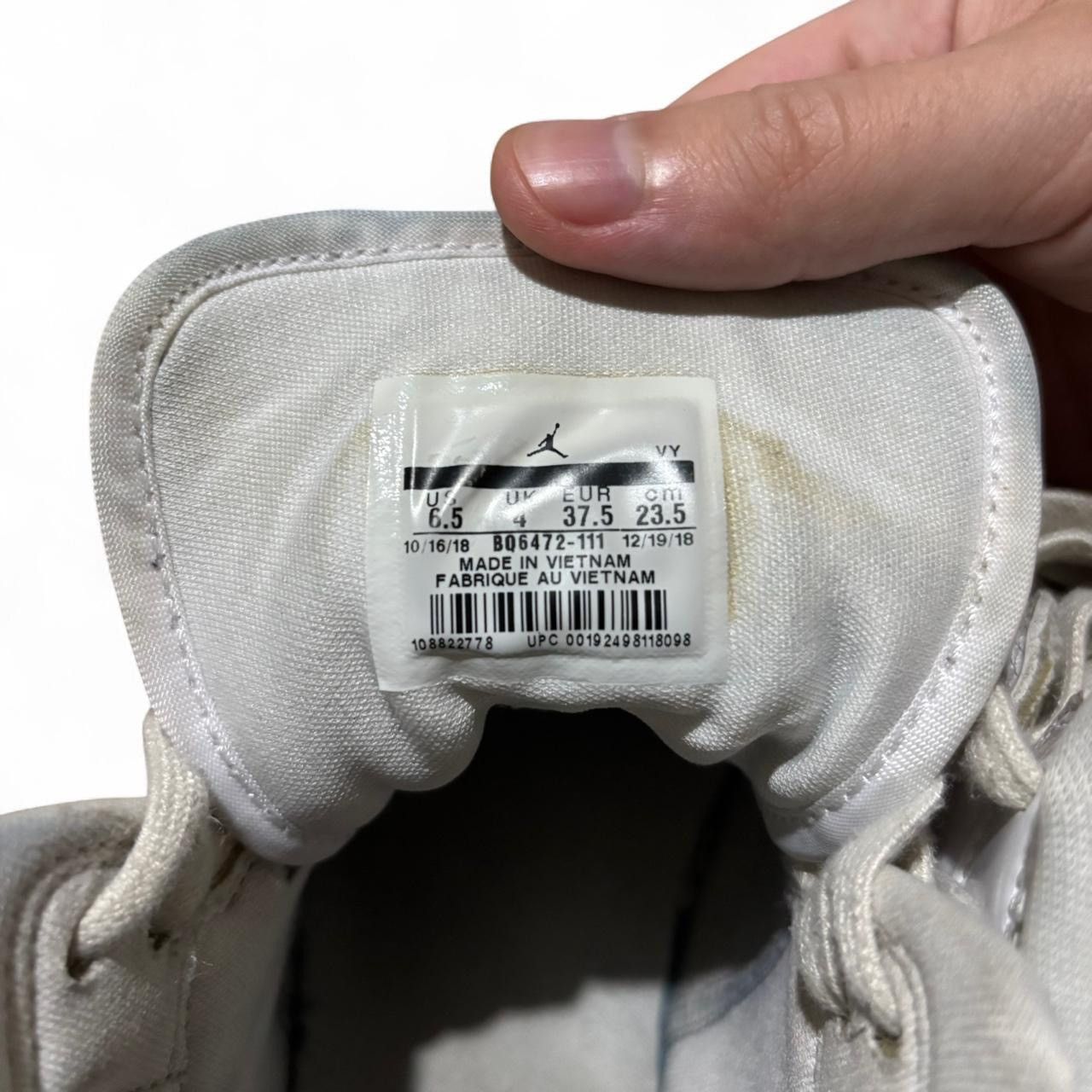Nike Nike Air Jordan 1 Mid Triple White Patent Leather Sneakers Size US 6.5 / IT 36.5 - 7 Thumbnail