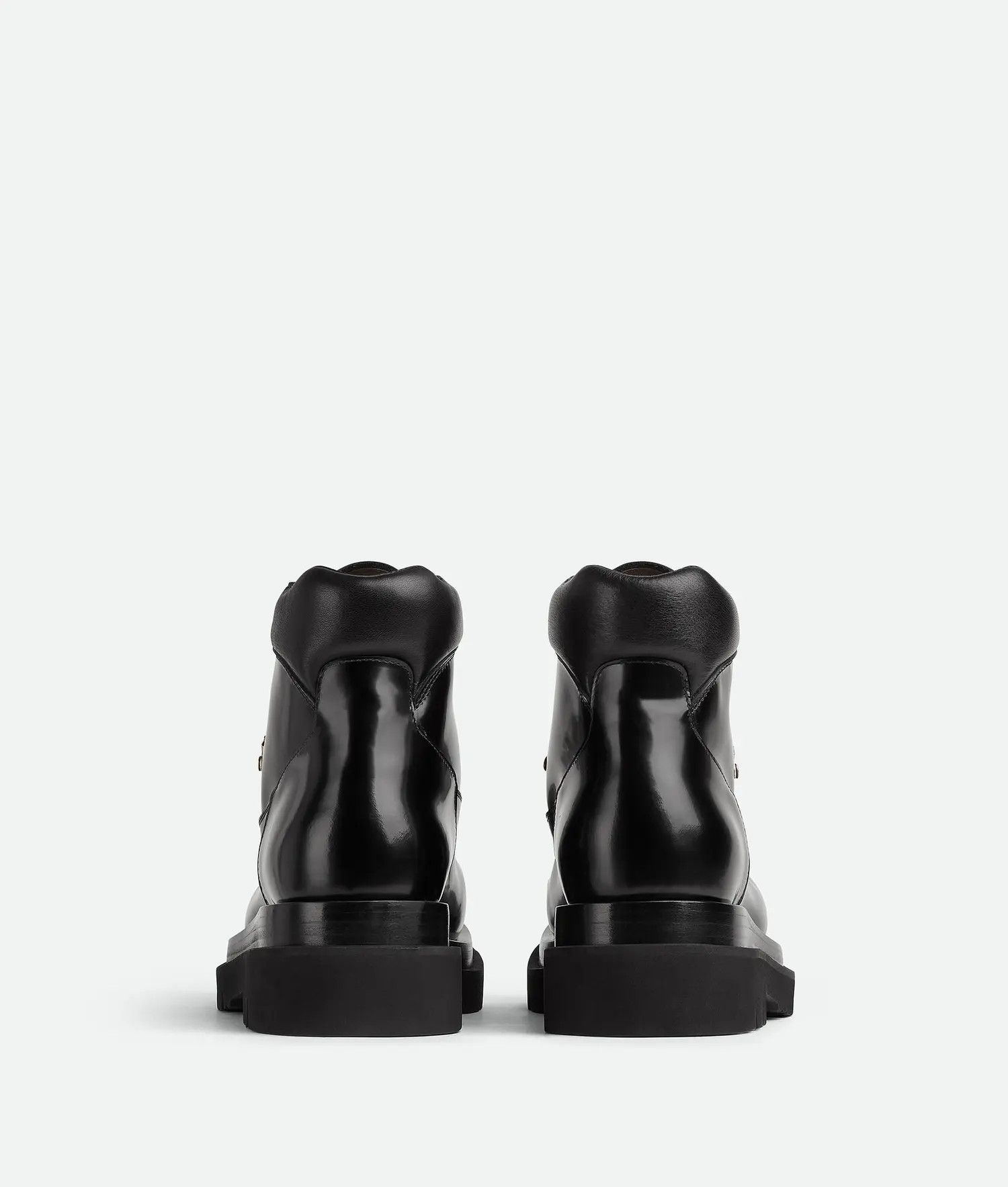 Bottega Veneta o1n1vont0125 Lug Hiking Ankle Boots in Black Size US 7 / EU 40 - 3 Thumbnail