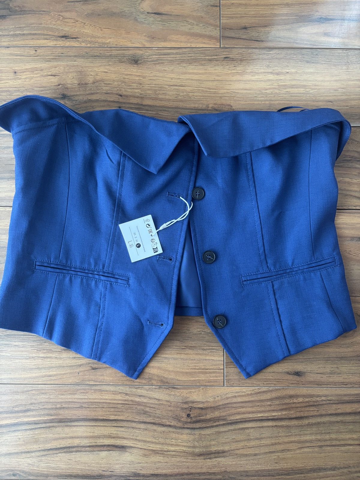 Bershka Berska elegant top Size L / US 10 / IT 46 - 1 Thumbnail
