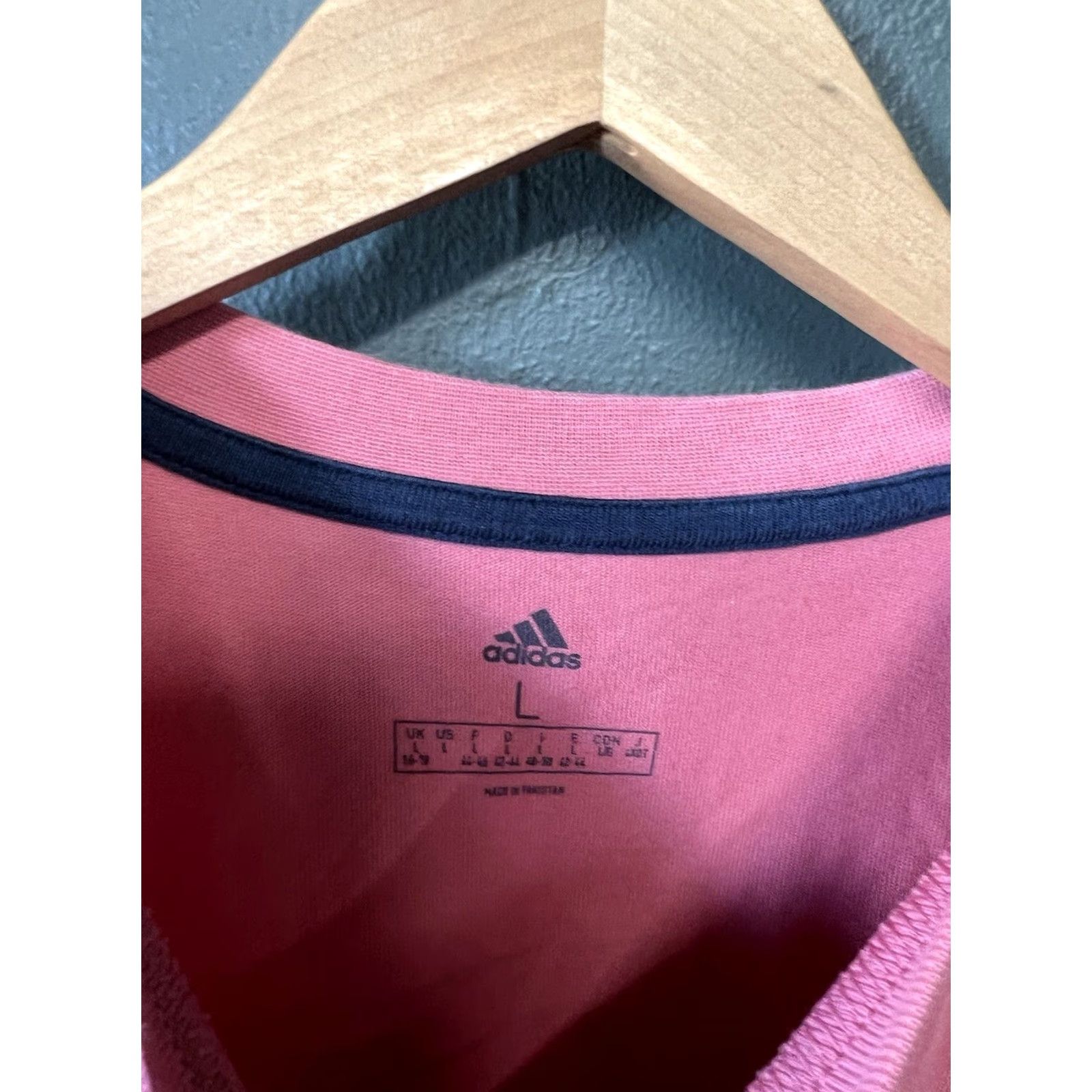 Adidas Adidas Womens Pink Short Sleeve Soccer Graphic T-shirt Size L Size L / US 10 / IT 46 - 3 Thumbnail