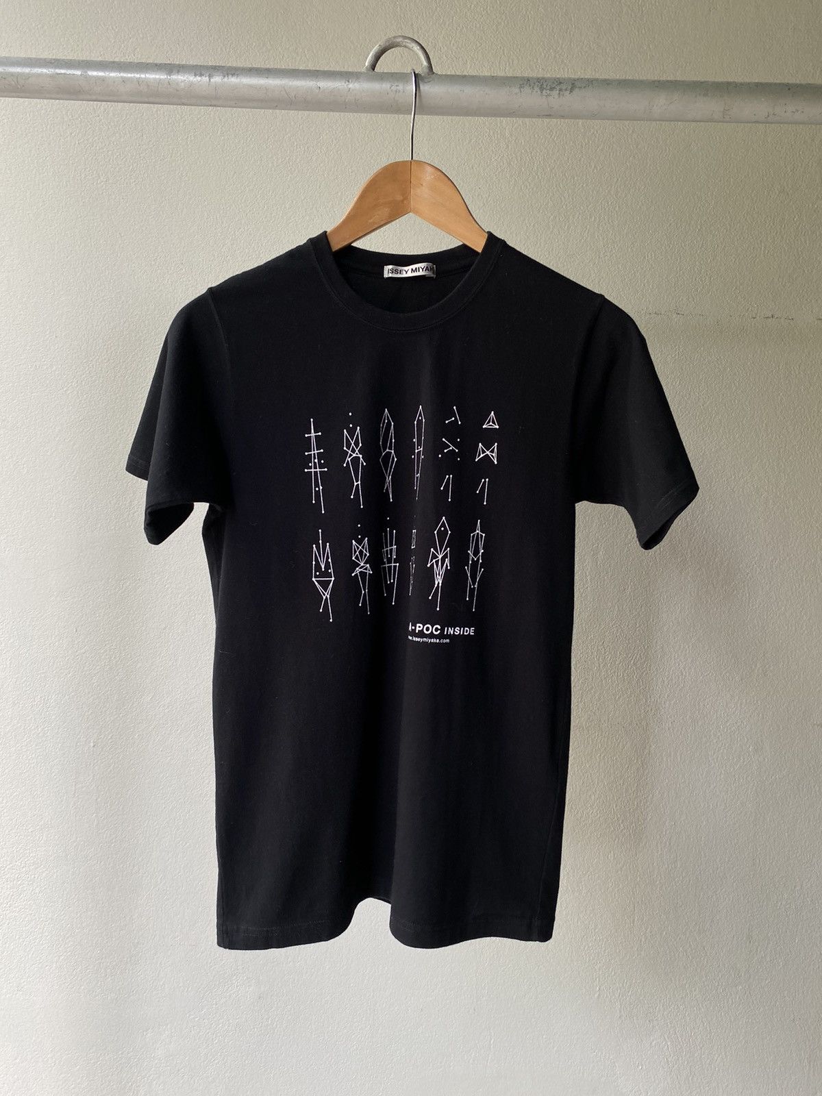 Issey Miyake ISSEY MIYAKE Black Tee with Geometric Print Size S / US 4 / IT 40 - 1 Thumbnail