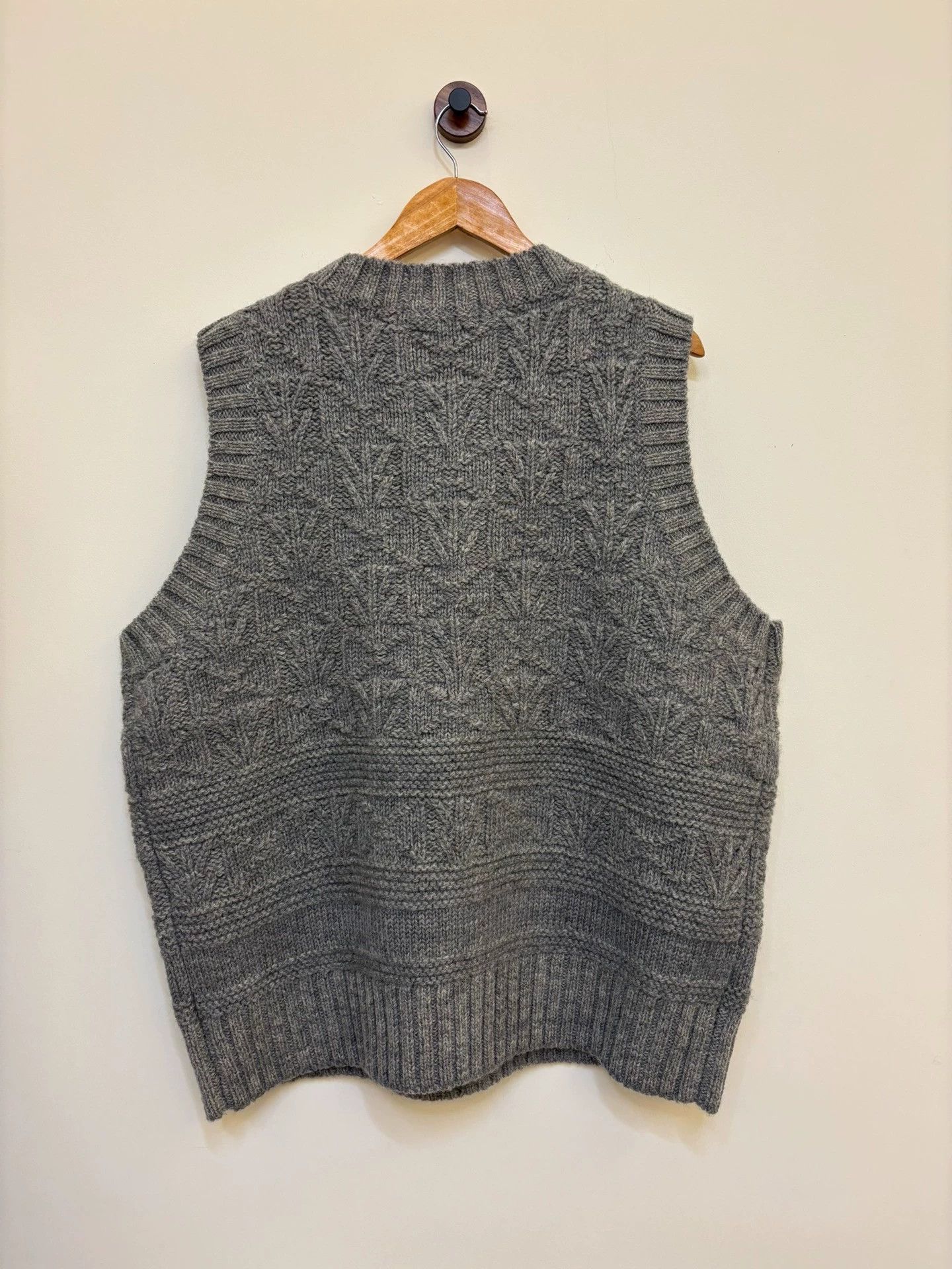 Other th products Oversized Wool Vest Jacquard 99% New Size 2 Size US M / EU 48-50 / 2 - 9 Thumbnail