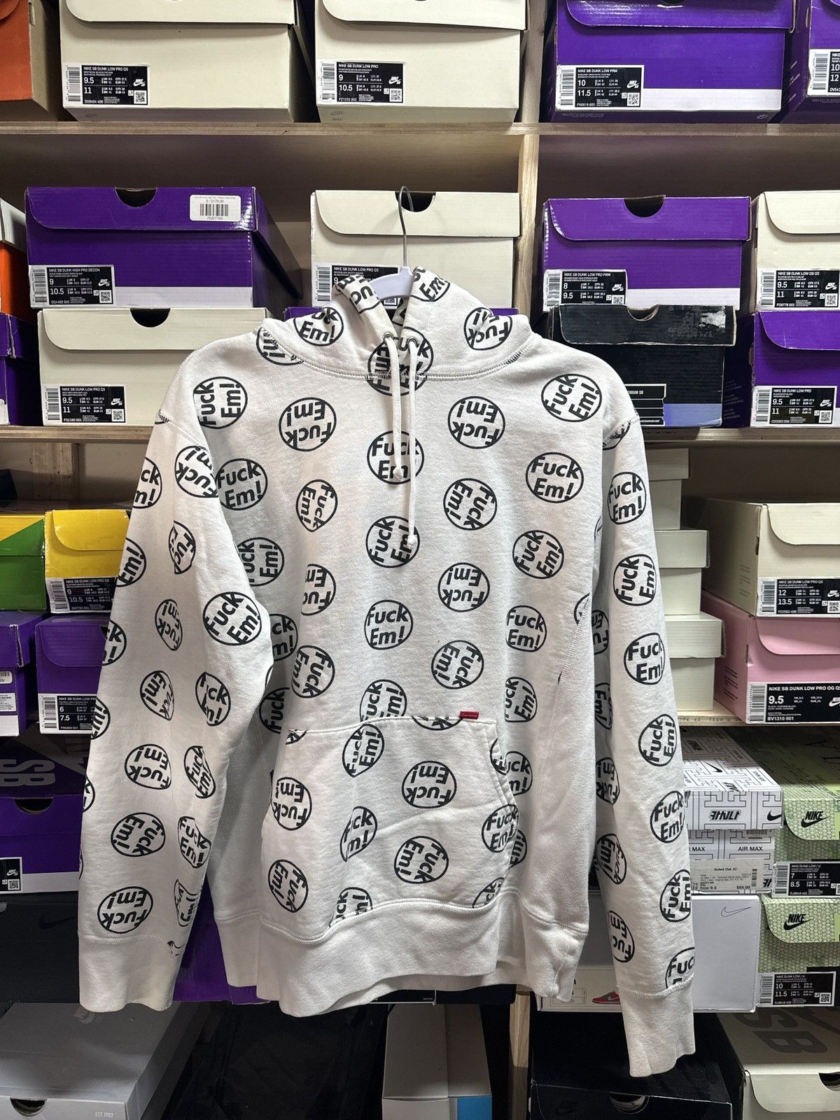 Supreme FW14 Fuck' Em Pullover 黒 size M or L ステッカー付き Supreme FW14 Fuck' Em Pullover 黒 size M or L ステッカー付き