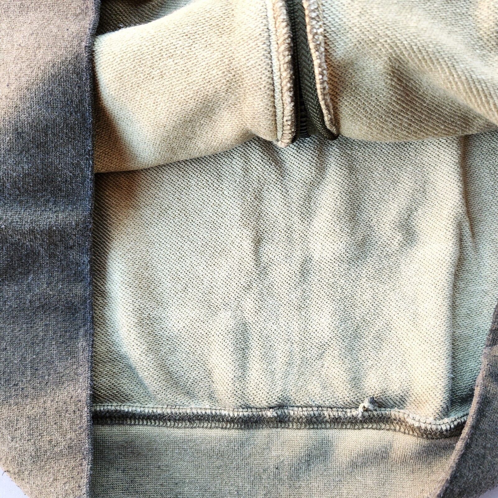 The Unbranded Brand Heroes Motors Men's Cotton Kangaroo Front Zip Hoodie Size L Size US L / EU 52-54 / 3 - 5 Thumbnail