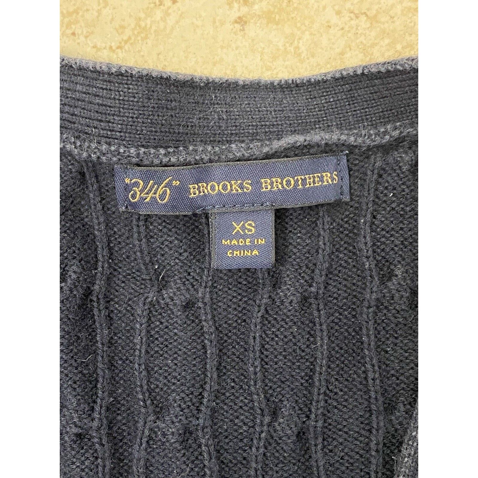 Brooks Brothers Brooks Brothers Cable Knit Short Sleeve Button Up Cardigan Size XS / US 0-2 / IT 36-38 - 5 Thumbnail