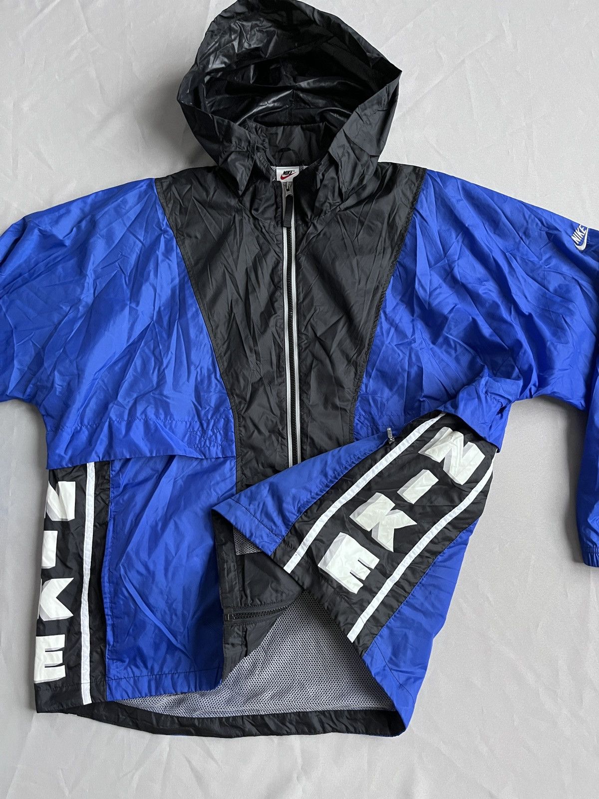 Nike Nike 90's Vintage Blue Light Windbreaker Big Logo Jacket Size US XL / EU 56 / 4 - 7 Thumbnail