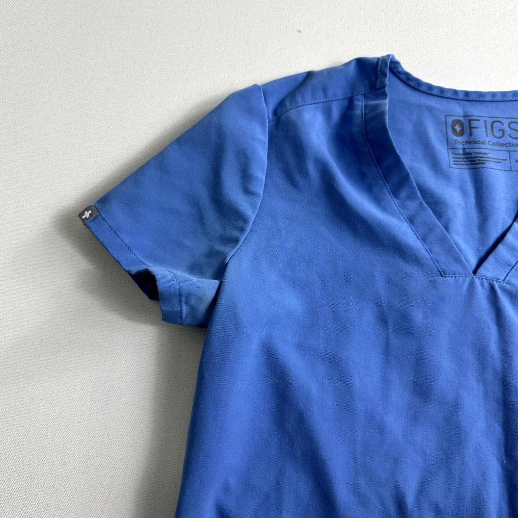 Vintage FIGS Catarina Hand Front Pockets Solid Blue Scrub Top Womens XXS Uniform Size XXS / US 00 / IT 34 - 4 Thumbnail