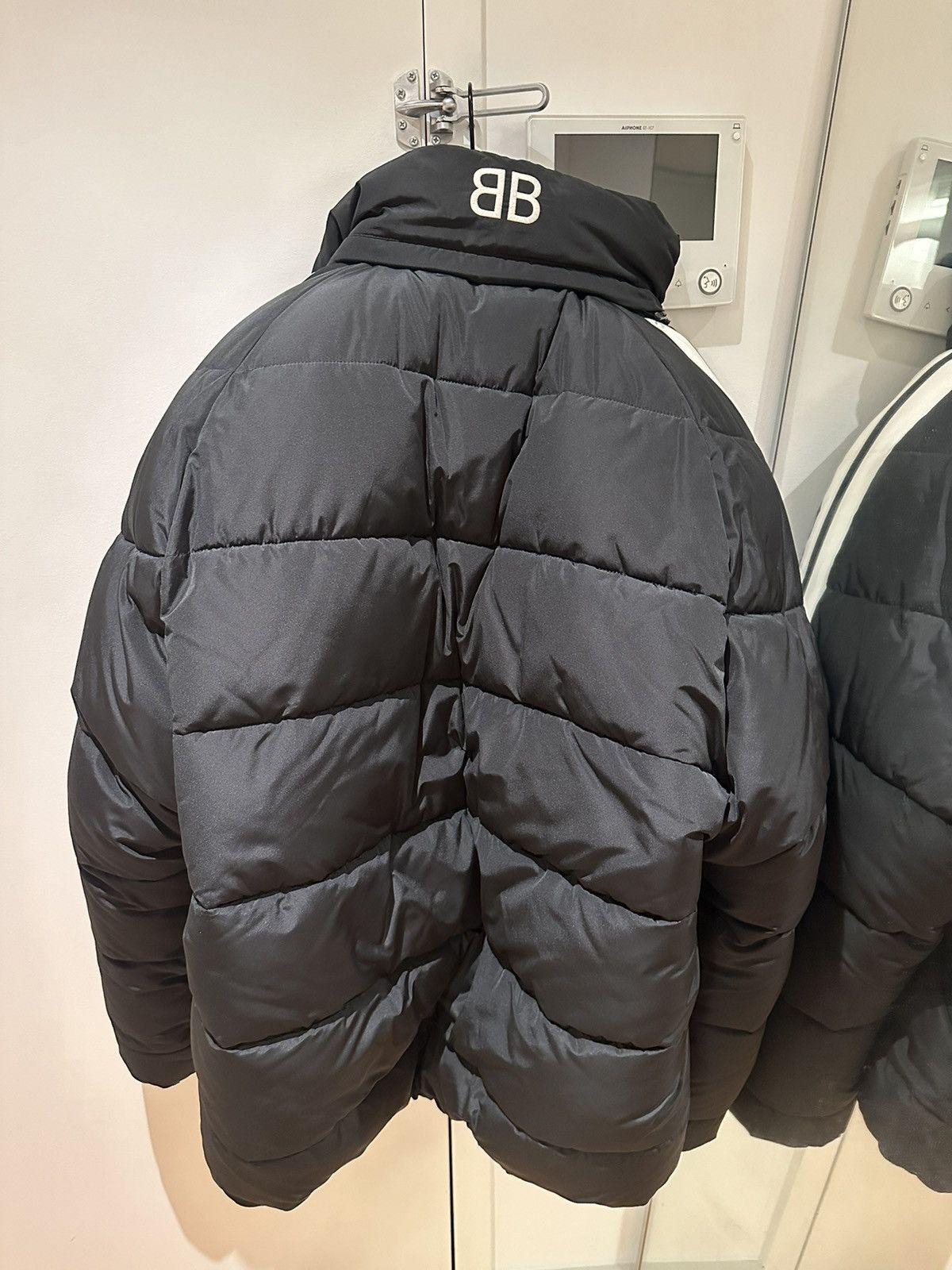Balenciaga 20SS Homer Simpson Pillow Puffer + Red Cover Jacket Set Size US L / EU 52-54 / 3 - 6 Thumbnail