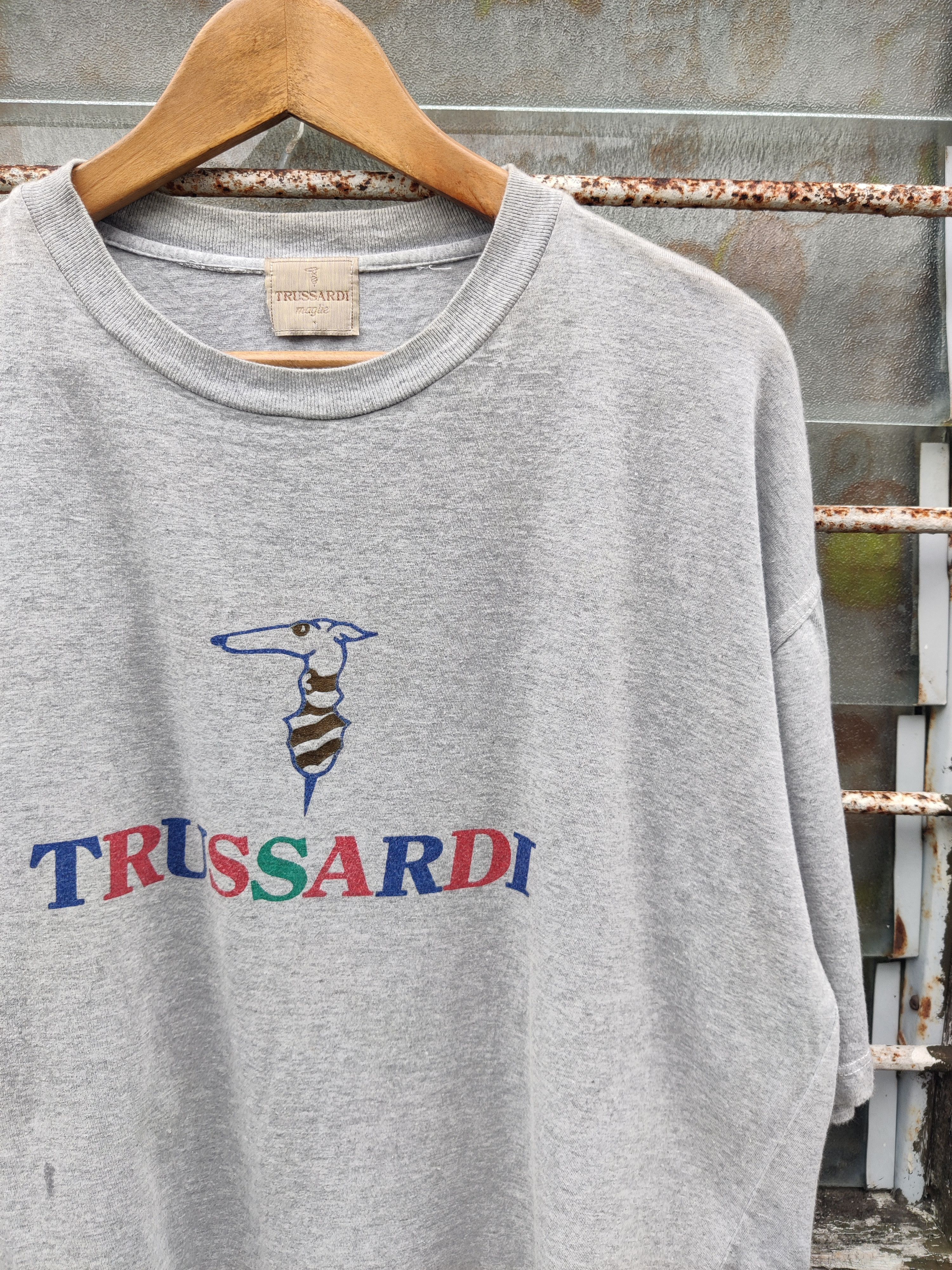 🔥Offer Me🔥 Vintage Trussardi Italy Spellout Shirt