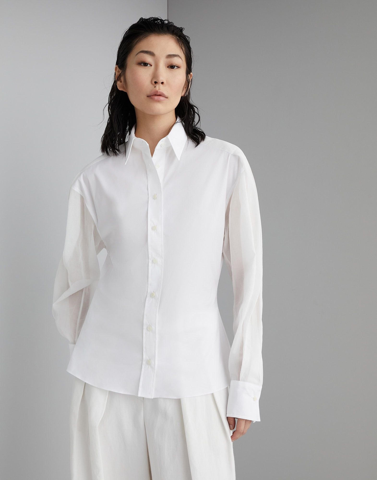 Brunello Cucinelli o1w1db10825 Blouse in White Size S / US 4 / IT 40 - 1 Thumbnail