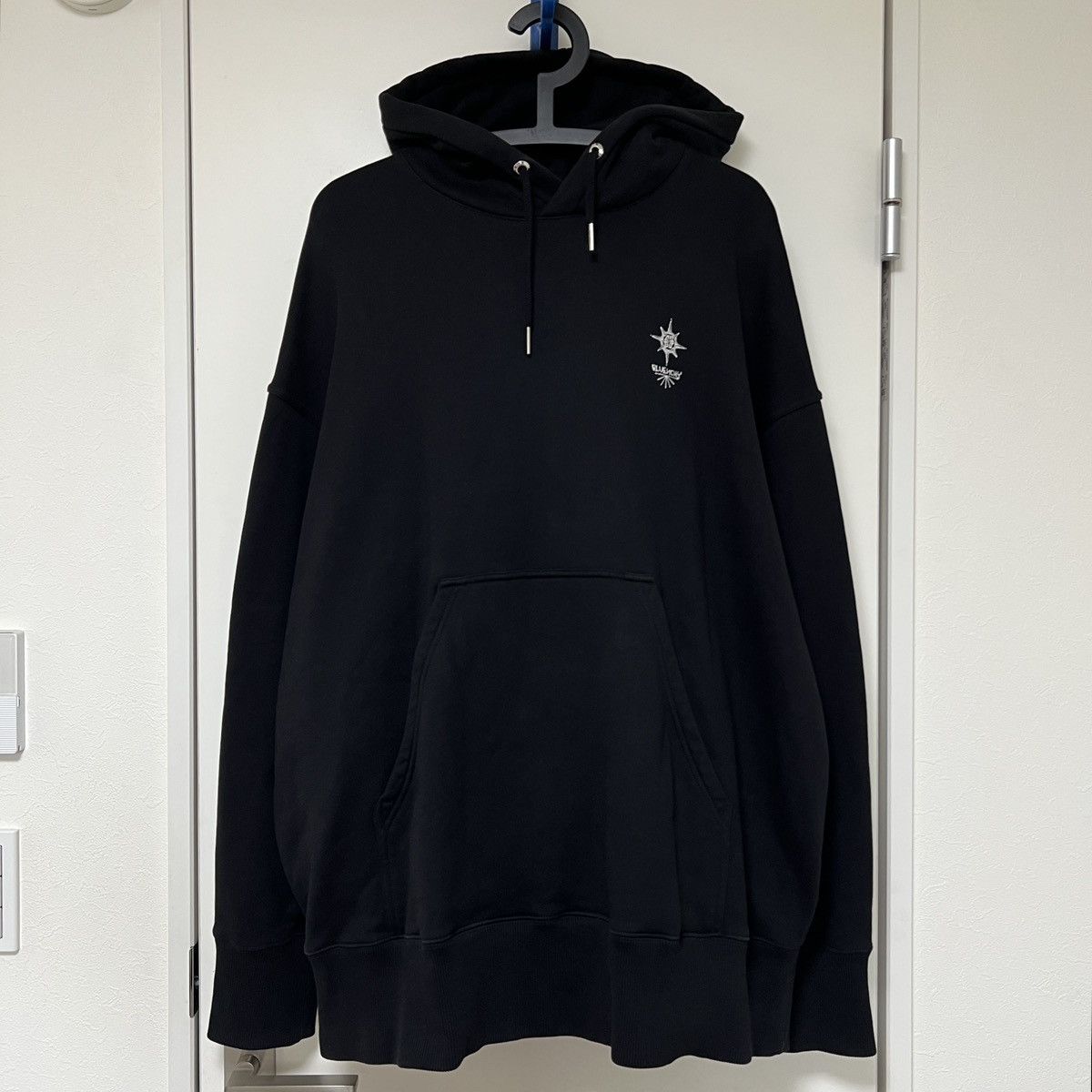 Givenchy Chain Empty Frame Oversized Hoodie Size US M / EU 48-50 / 2 - 3 Thumbnail