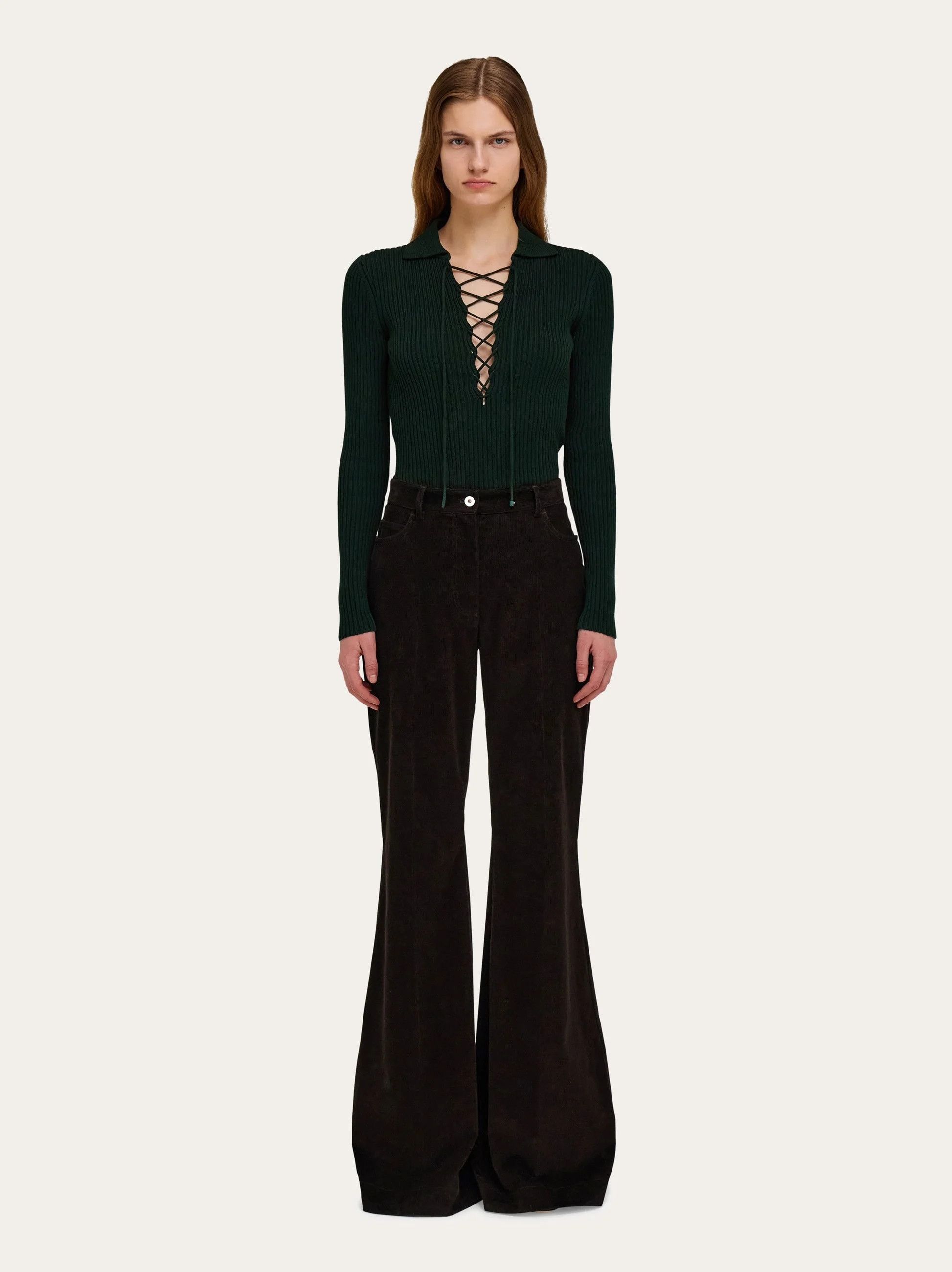 Salvatore Ferragamo o1s1rm0426 Flared Cord Pant in Brown Coffee Size 26" / US 2 / IT 38 - 7 Thumbnail