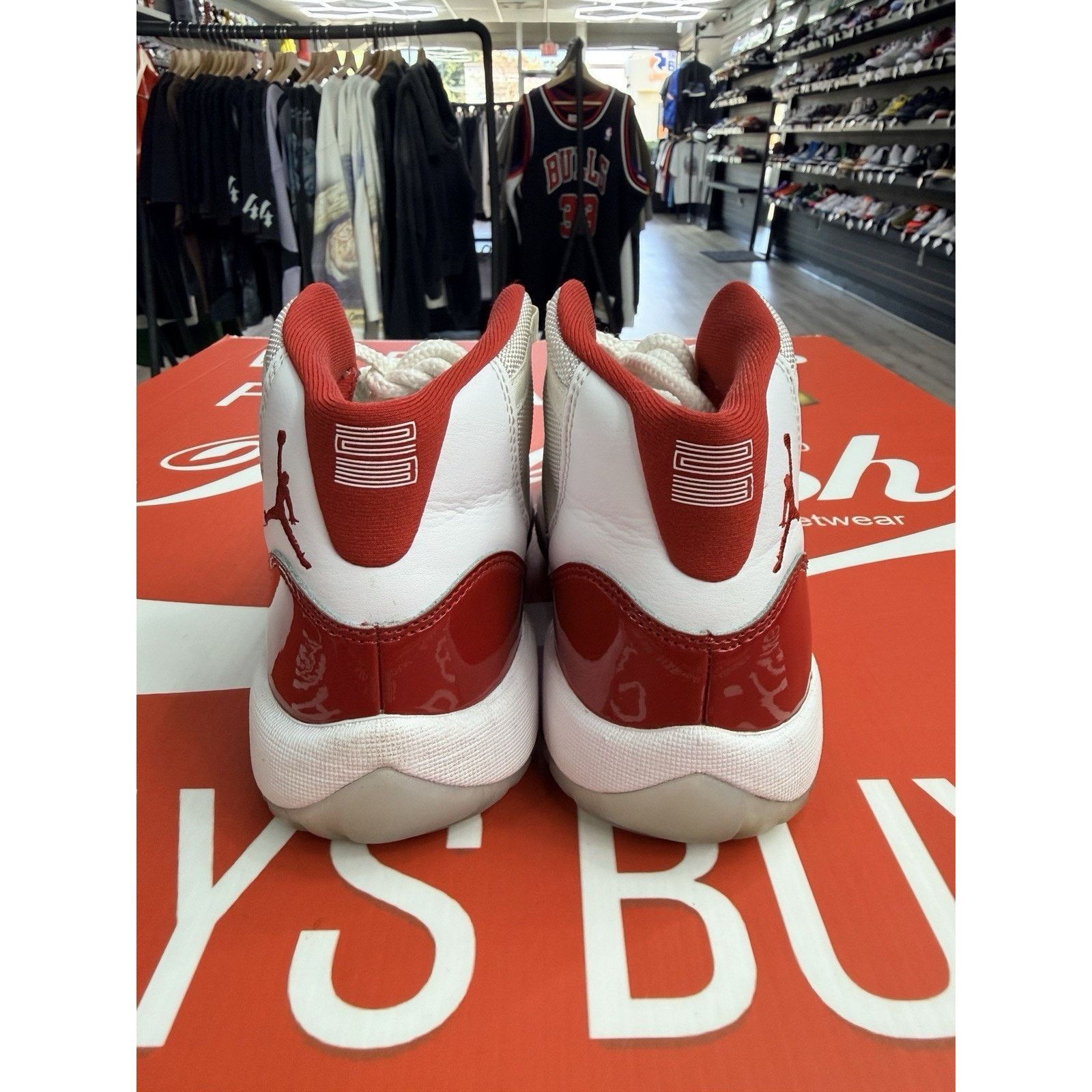 Jordan Brand Air Jordan 11 Cherry (2022) (GS) Size 5.5Y (378038-116) Size US 5.5 / EU 38 - 5 Thumbnail