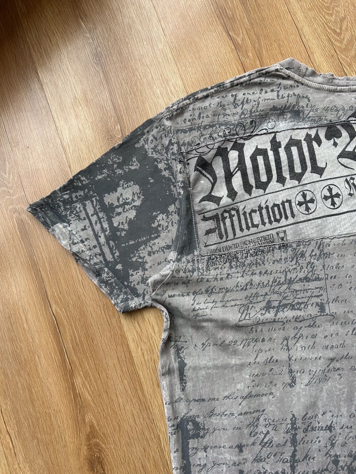 Affliction Vintage Y2K Cyber Affliction All Over Print Distressed Tee Size US XL / EU 56 / 4 - 7 Thumbnail