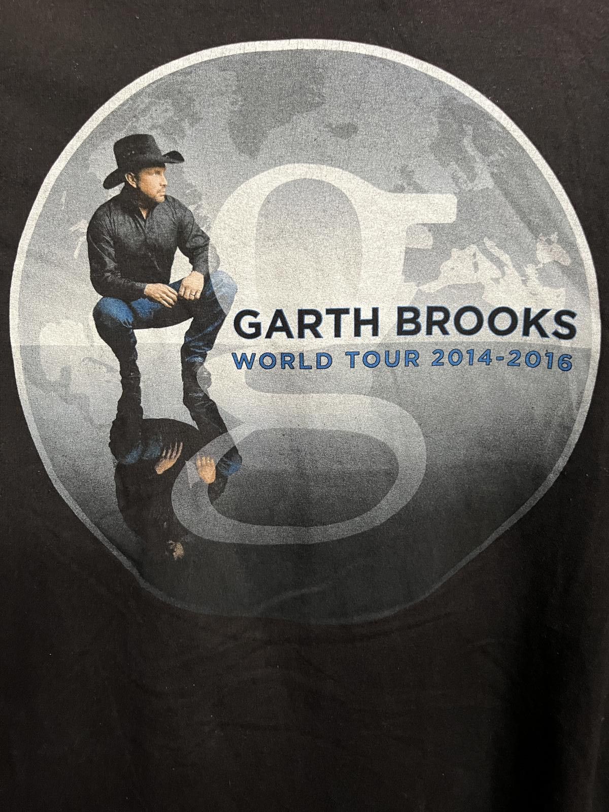 Designer Garth Brooks Tour Tee- 2014-2016 Garth Brooks T-shirt 2XL Size US XXL / EU 58 / 5 - 4 Thumbnail