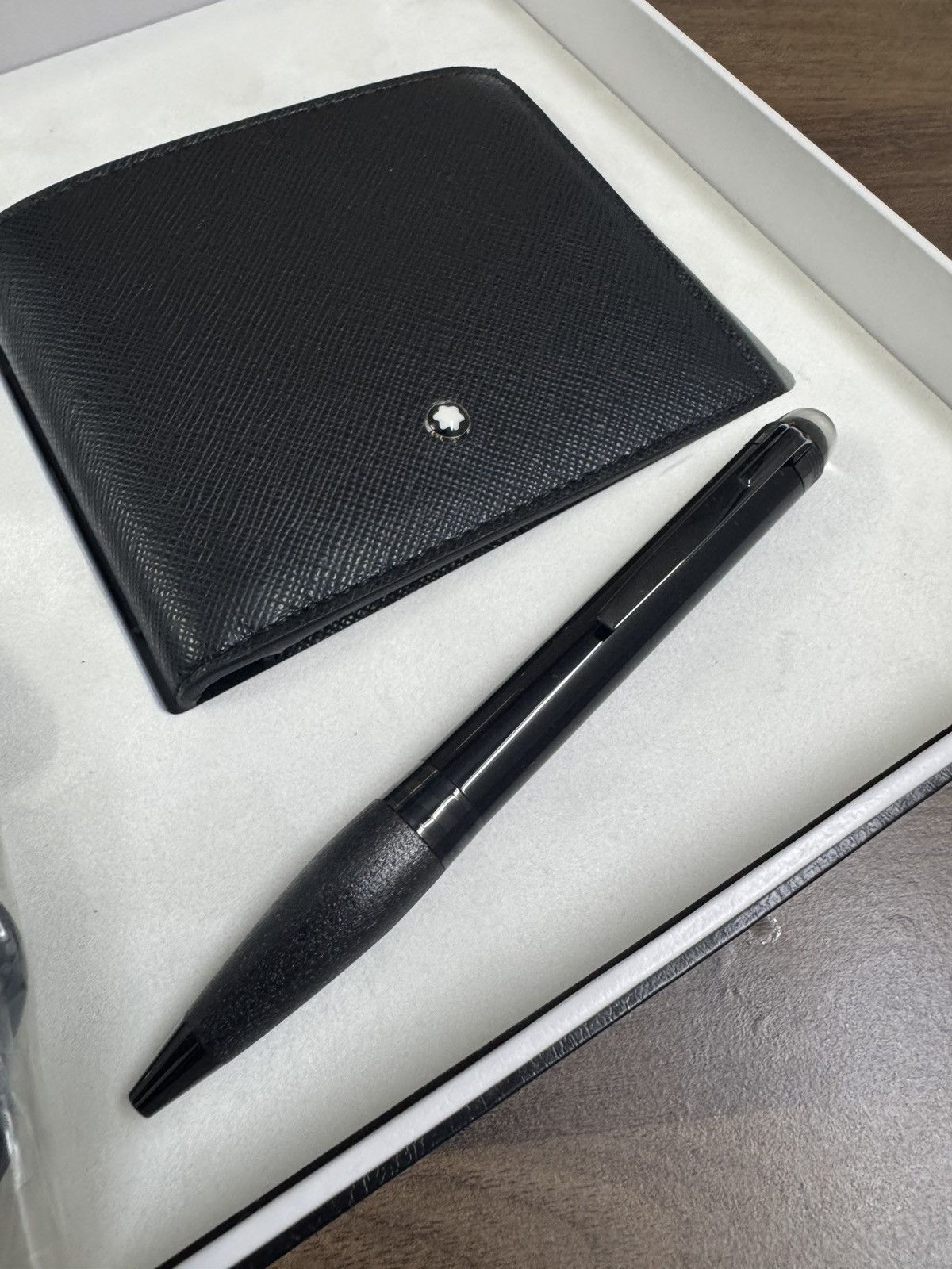 Montblanc MONTBLANC SATRORIAL WALLET BLACKCOSMOS BALLPOINT PEN SET Size ONE SIZE - 7 Thumbnail