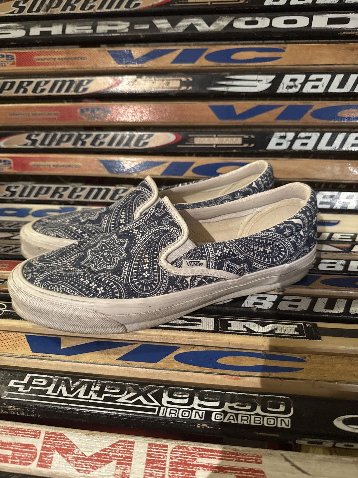 Kith × Vans Vans Kith Slip-Ons Size US 10.5 / EU 43-44 - 1 Thumbnail