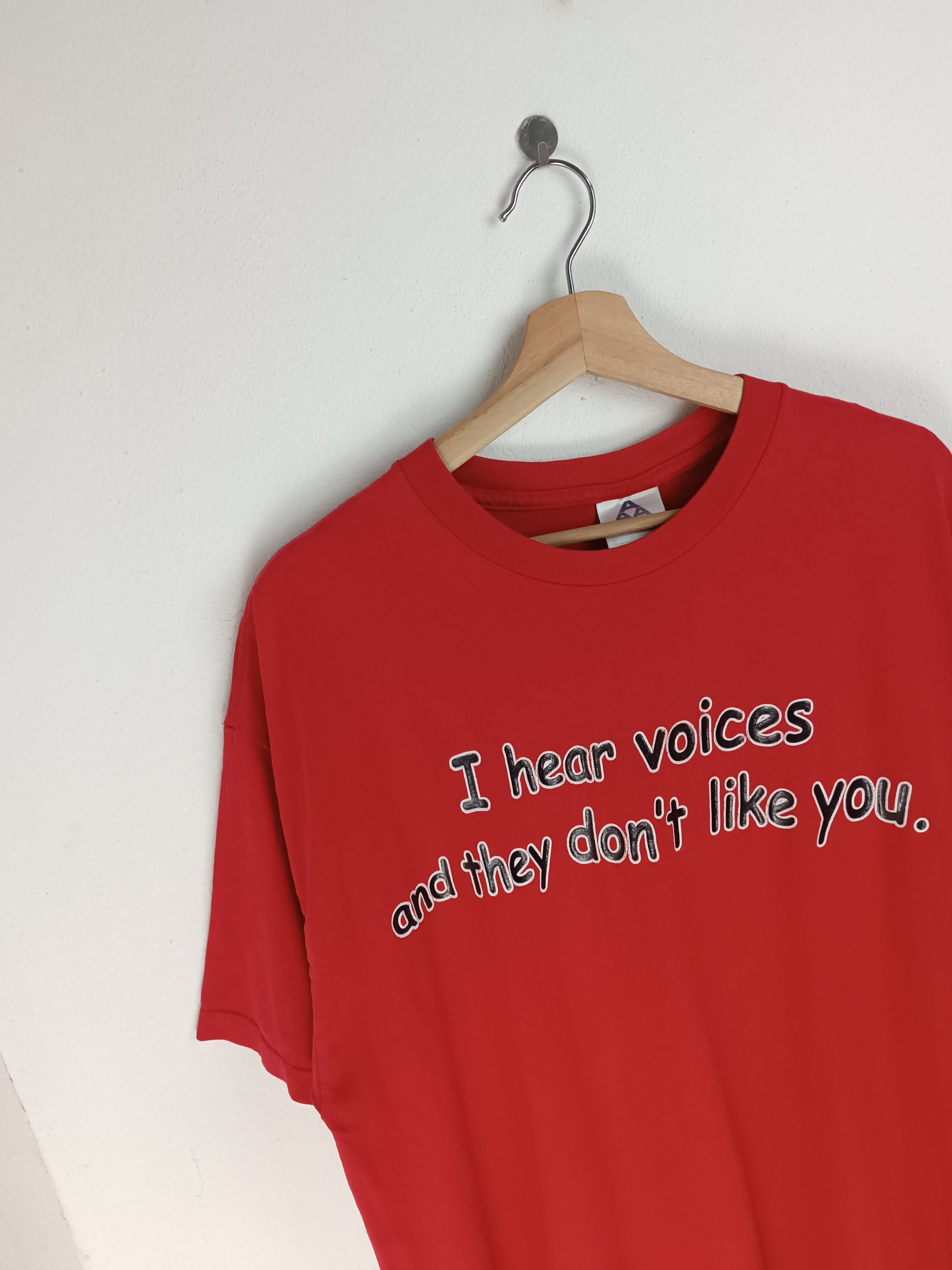 Other VINTAGE Y2K ADULT HUMOR "I HEAR VOICES" QUOTES FUNNY TEE Size US XL / EU 56 / 4 - 5 Thumbnail