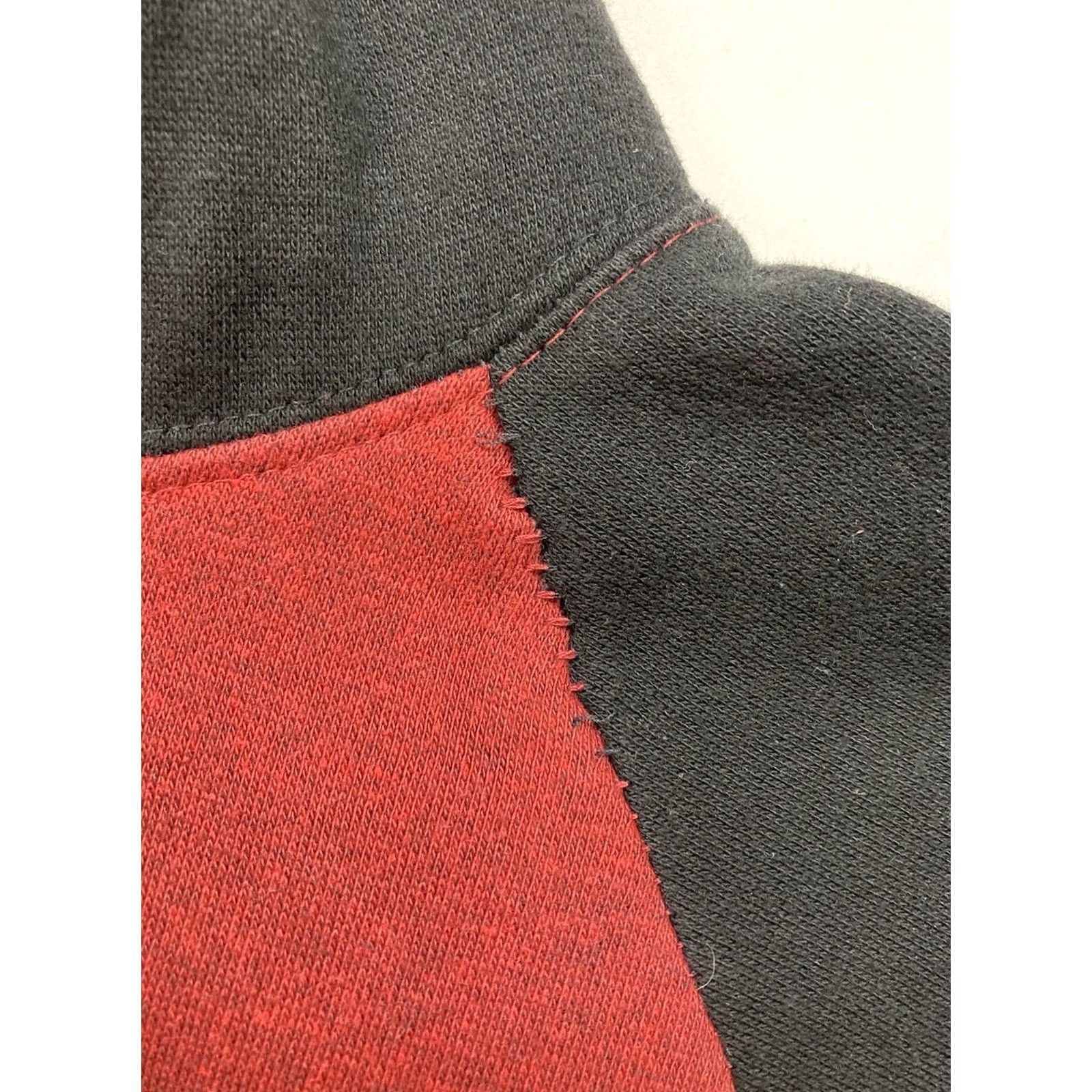 Vintage VINTAGE Universal Studios Hollywood Fast & Furious Hoodie Men Small Red Black Shirt Pullover Crew Neck Graphic Print Pockets Size US S / EU 44-46 / 1 - 4 Thumbnail