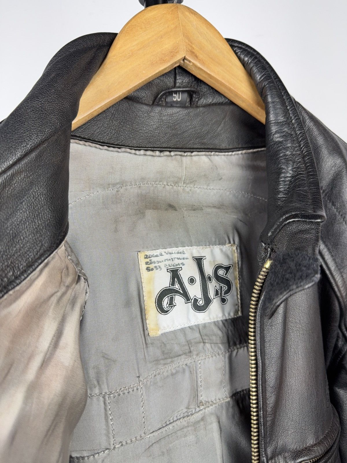 Genuine Leather 90s AJS Biker Moto Leather Motorcycle Jacket Armor Size 50 Size US M / EU 48-50 / 2 - 21 Thumbnail