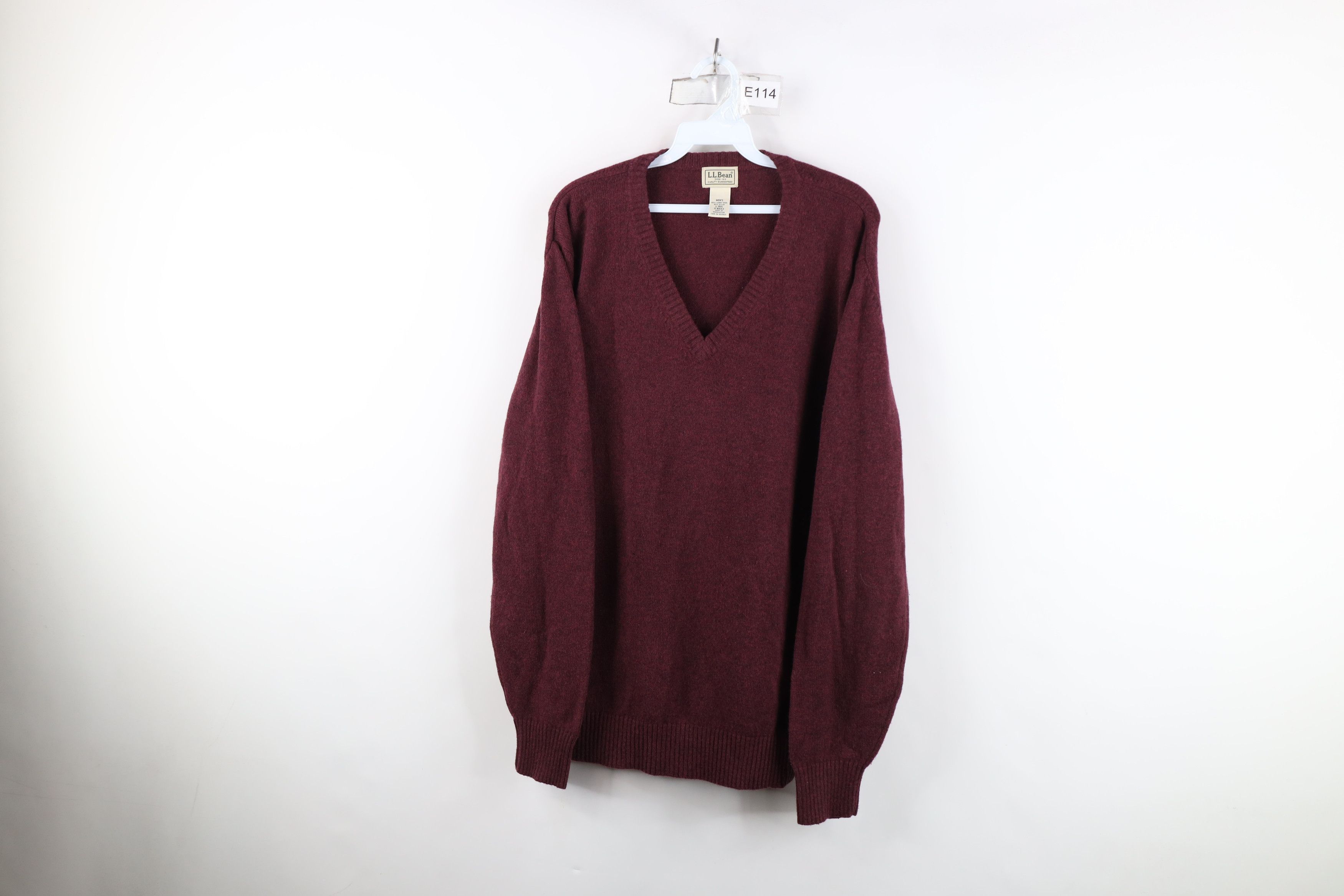 L.L. Bean Vintage 90s LL Bean Lambswool Knit V-Neck Sweater Maroon Size US L / EU 52-54 / 3 - 1 Thumbnail