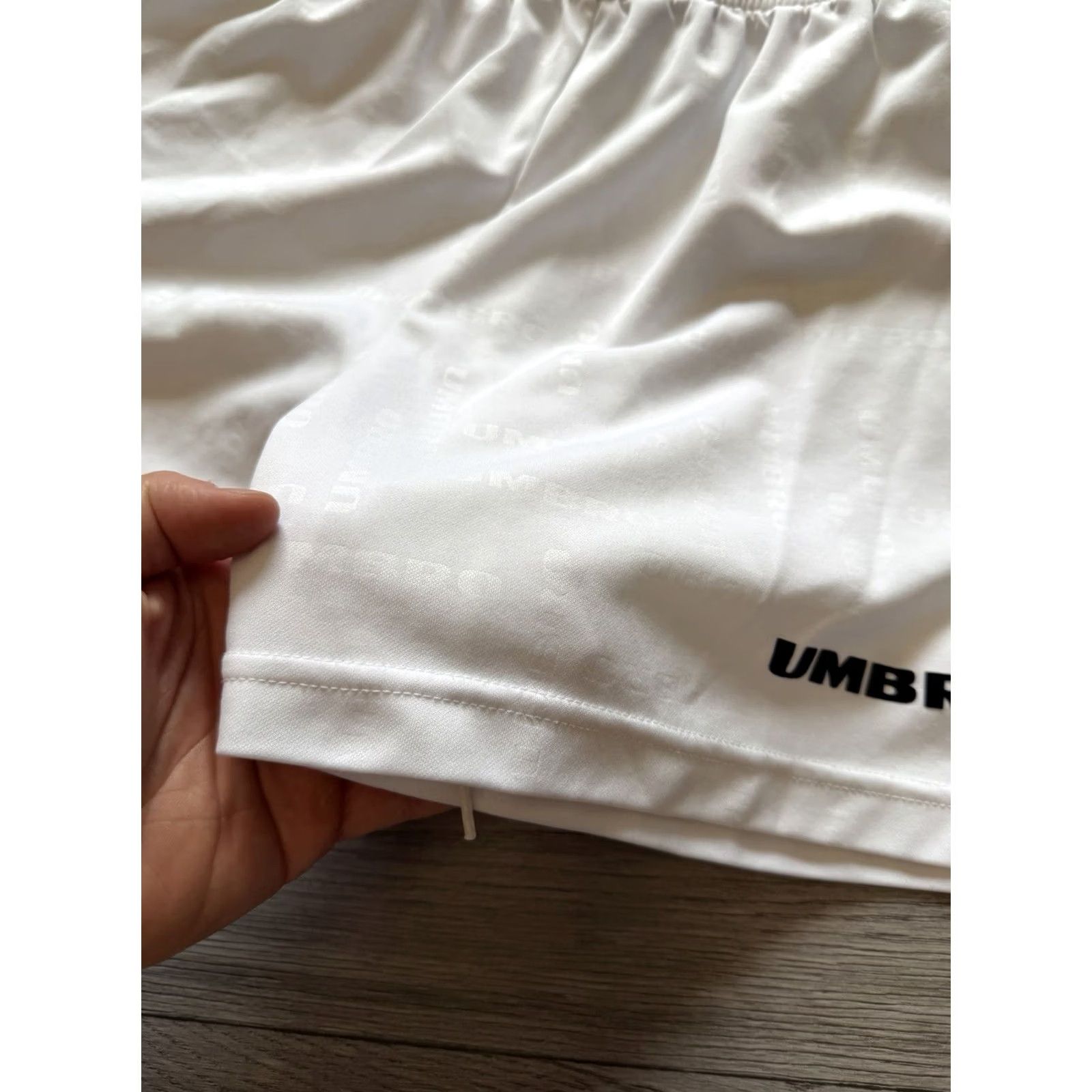 Umbro VINTAGE Umbro Football Shorts Training Athletic Soccer White Mens sz M 90s Size US 31 - 7 Thumbnail