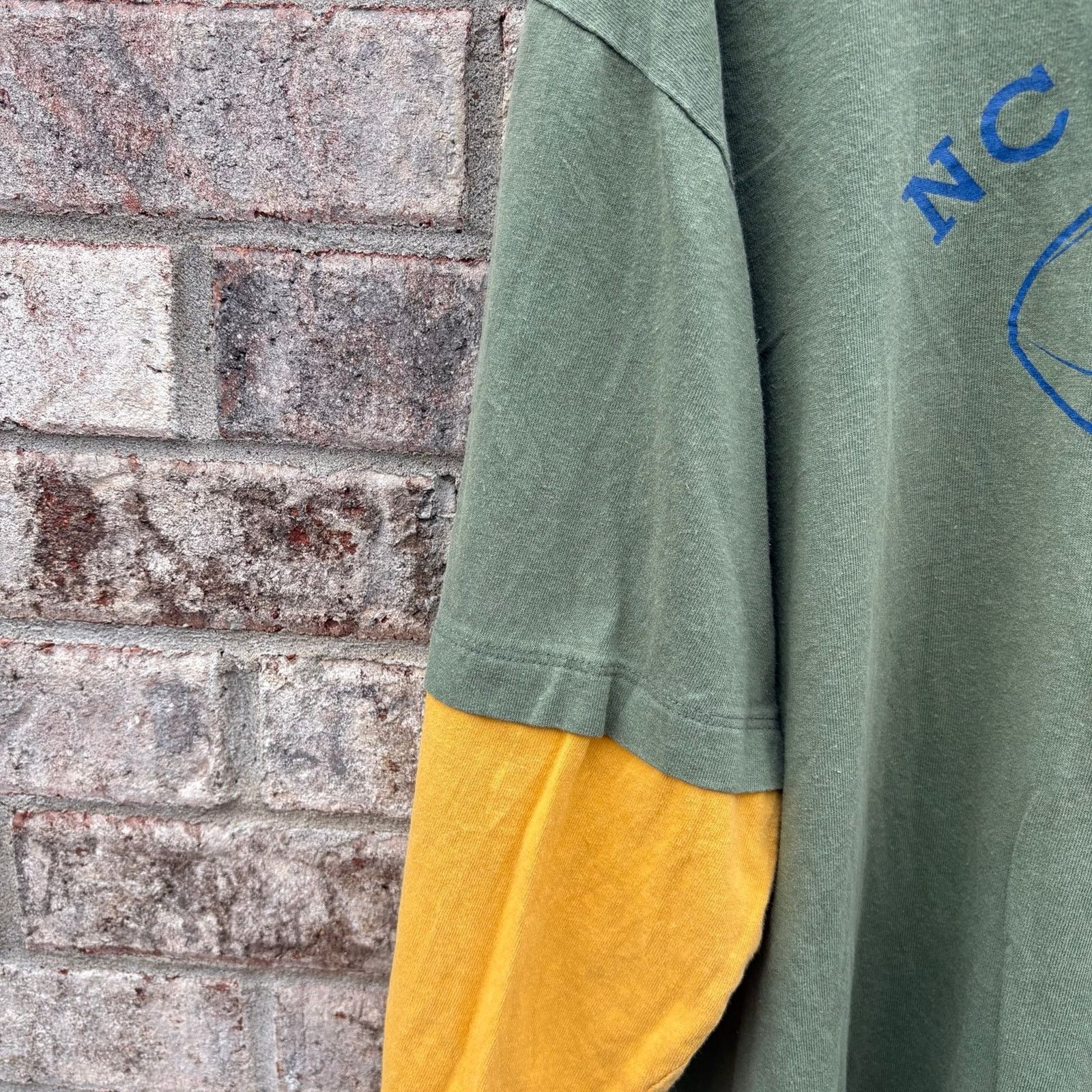 Hanes Vintage football double sleeve Size US XL / EU 56 / 4 - 5 Thumbnail