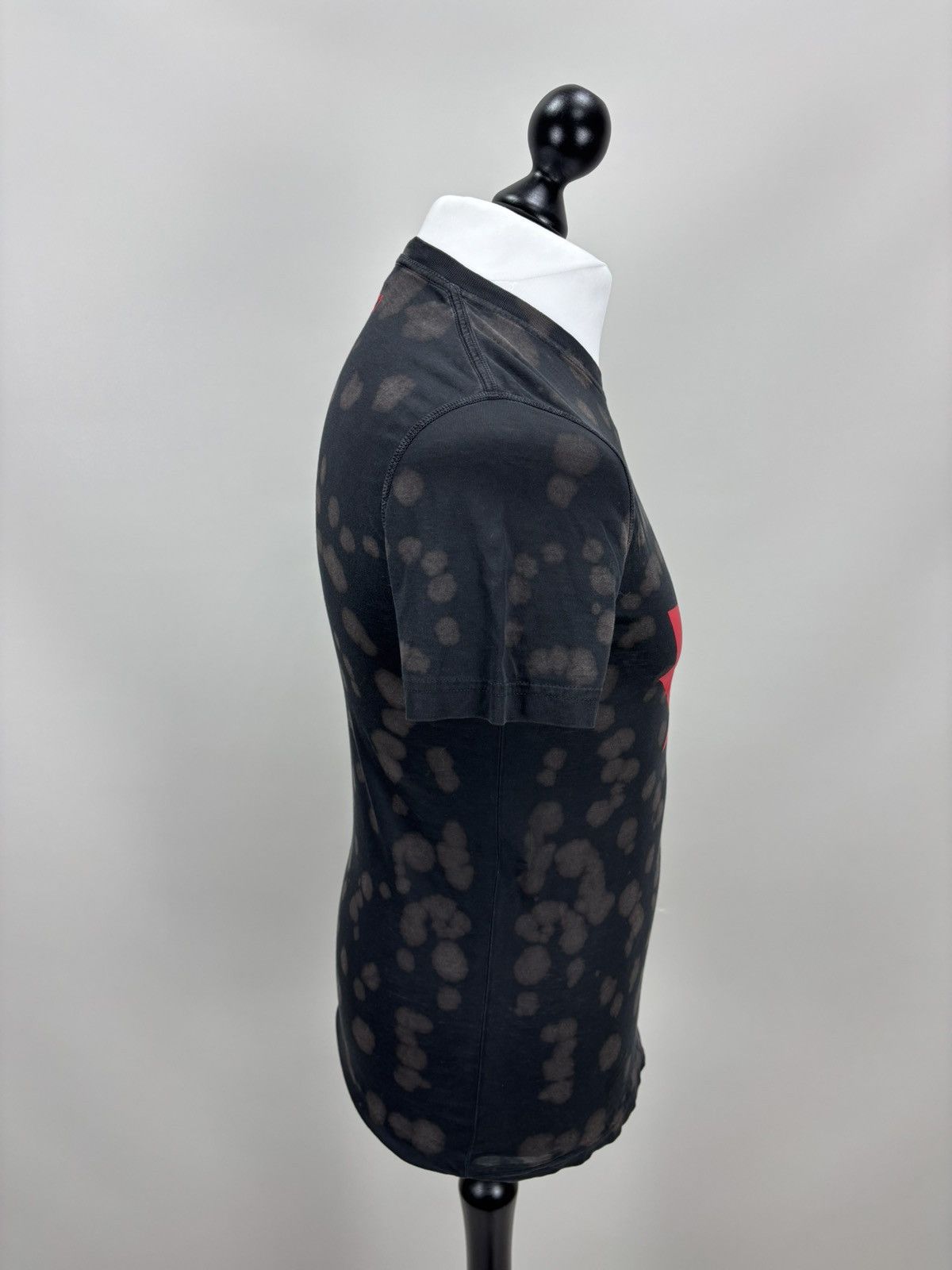 Dsquared2 Mens handmade t shirt Dsquared2 Size S Color Black Size US S / EU 44-46 / 1 - 4 Thumbnail