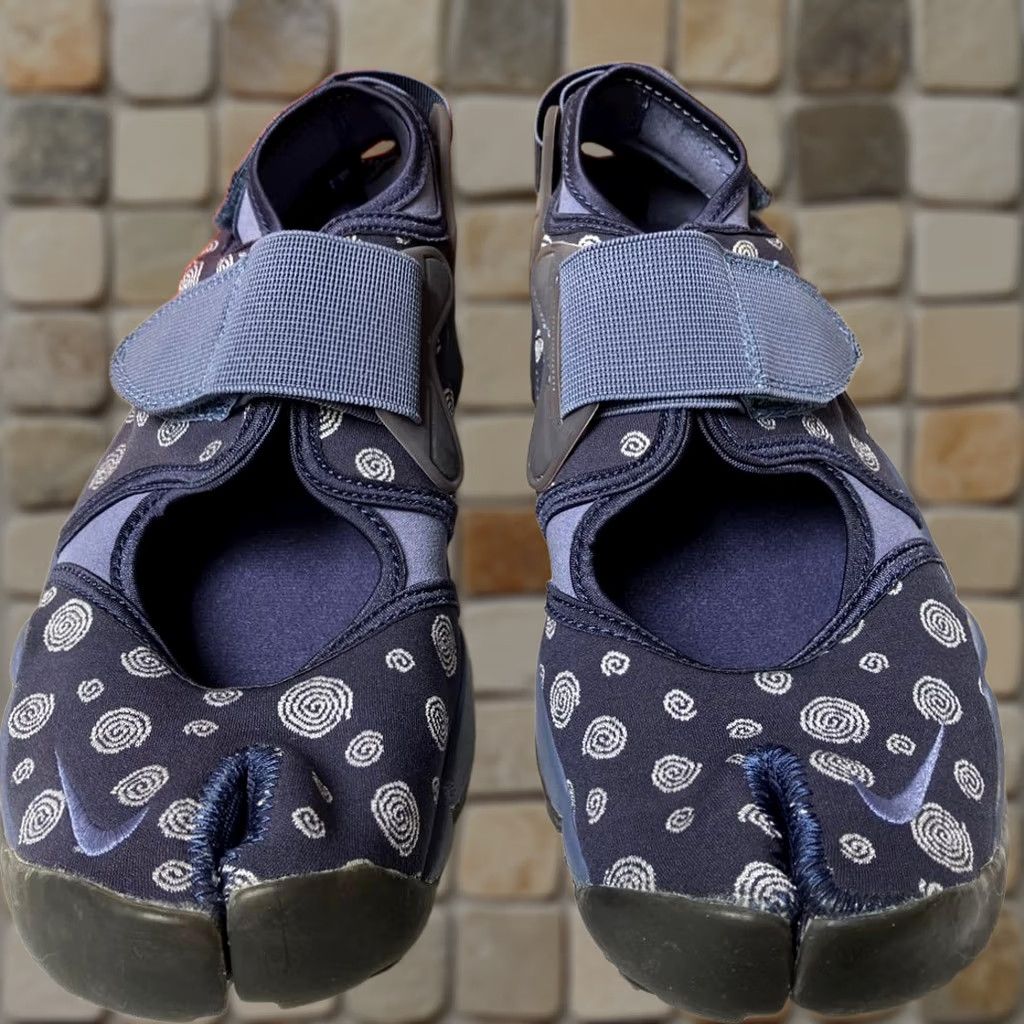 Nike VINTAGE Nike Sneakers Mens Gray Air Rift Deadstock Court Grey Japanese Tabi Used Size US 10 / EU 43 - 1 Thumbnail