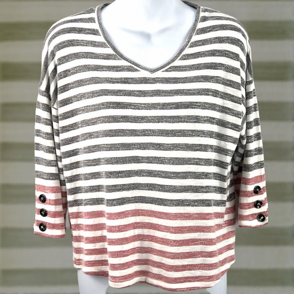 Vintage Onque Knit Cropped Top Gray Striped 3/4 Sleeve V-Neck Button Accents PM Womens Cropped Top Size M / US 6-8 / IT 42-44 - 1 Thumbnail