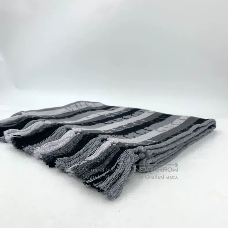 Gucci Gucci Colour block logo striped wool tassel scarf Size ONE SIZE - 2 Thumbnail