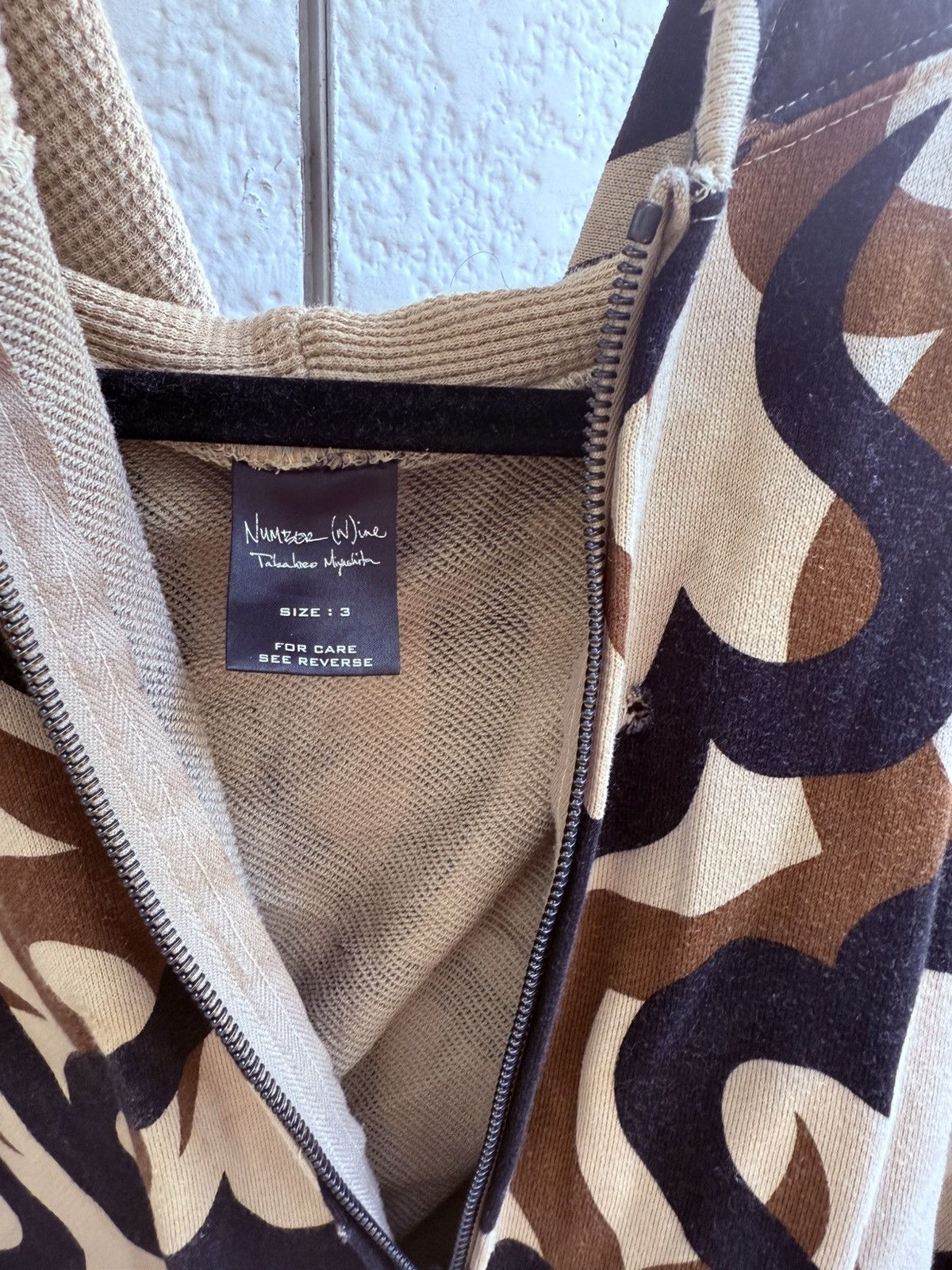 Number (N)ine Number nine tribal zip up Sz 3 Size US L / EU 52-54 / 3 - 18 Thumbnail