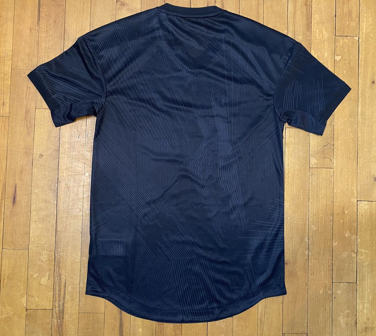 Y-3 Y-3 Real Madrid Jersey 120th Anniversary Jersey Size US XS / EU 42 / 0 - 2 Thumbnail