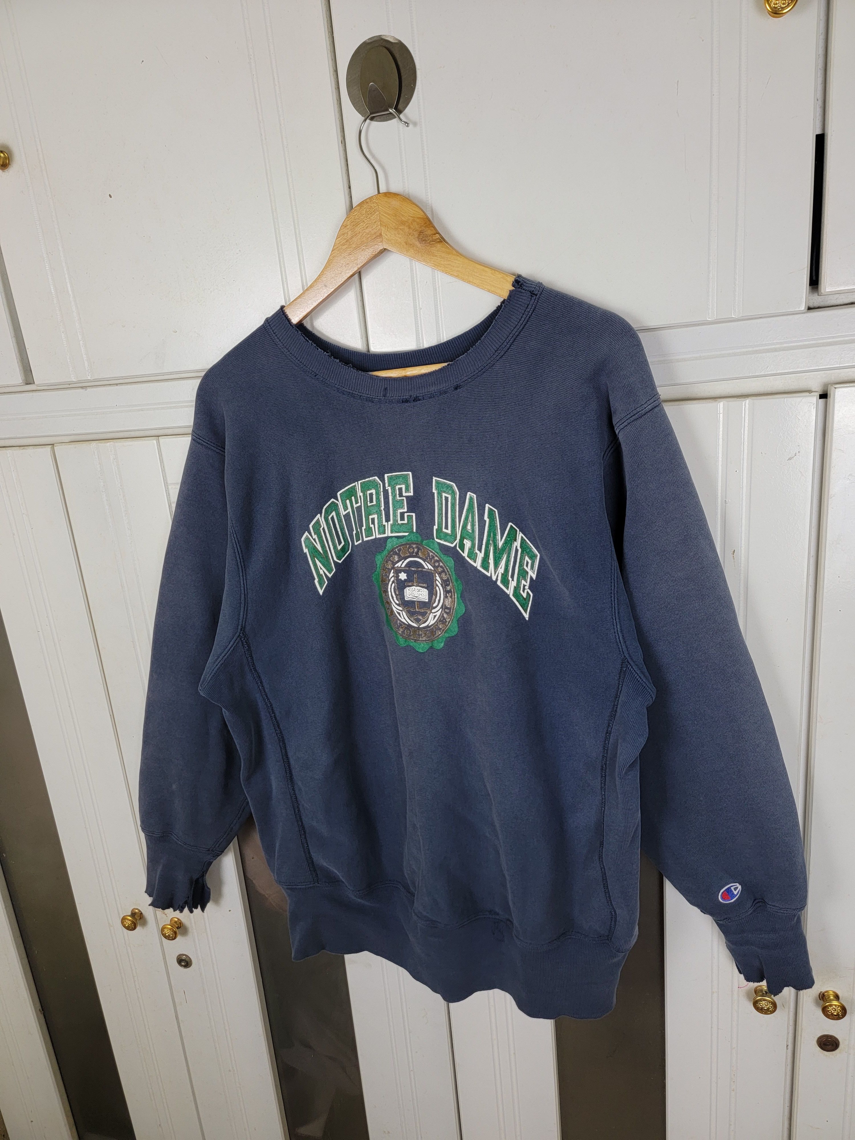 Champion × Vintage Vintage Thrashed Champion Reverse Weave Size US L / EU 52-54 / 3 - 3 Thumbnail