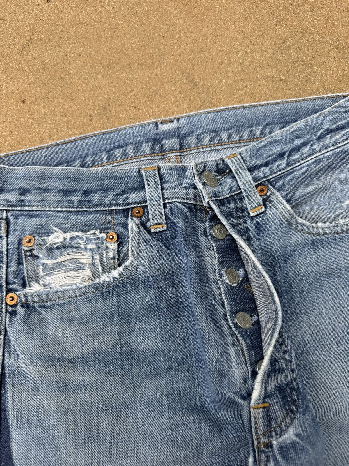 Levi's × Vintage Vtg 70’s Levis 501xx Redline Selvedge Distressed Jeans 28x28 Size US 28 / EU 44 - 5 Thumbnail